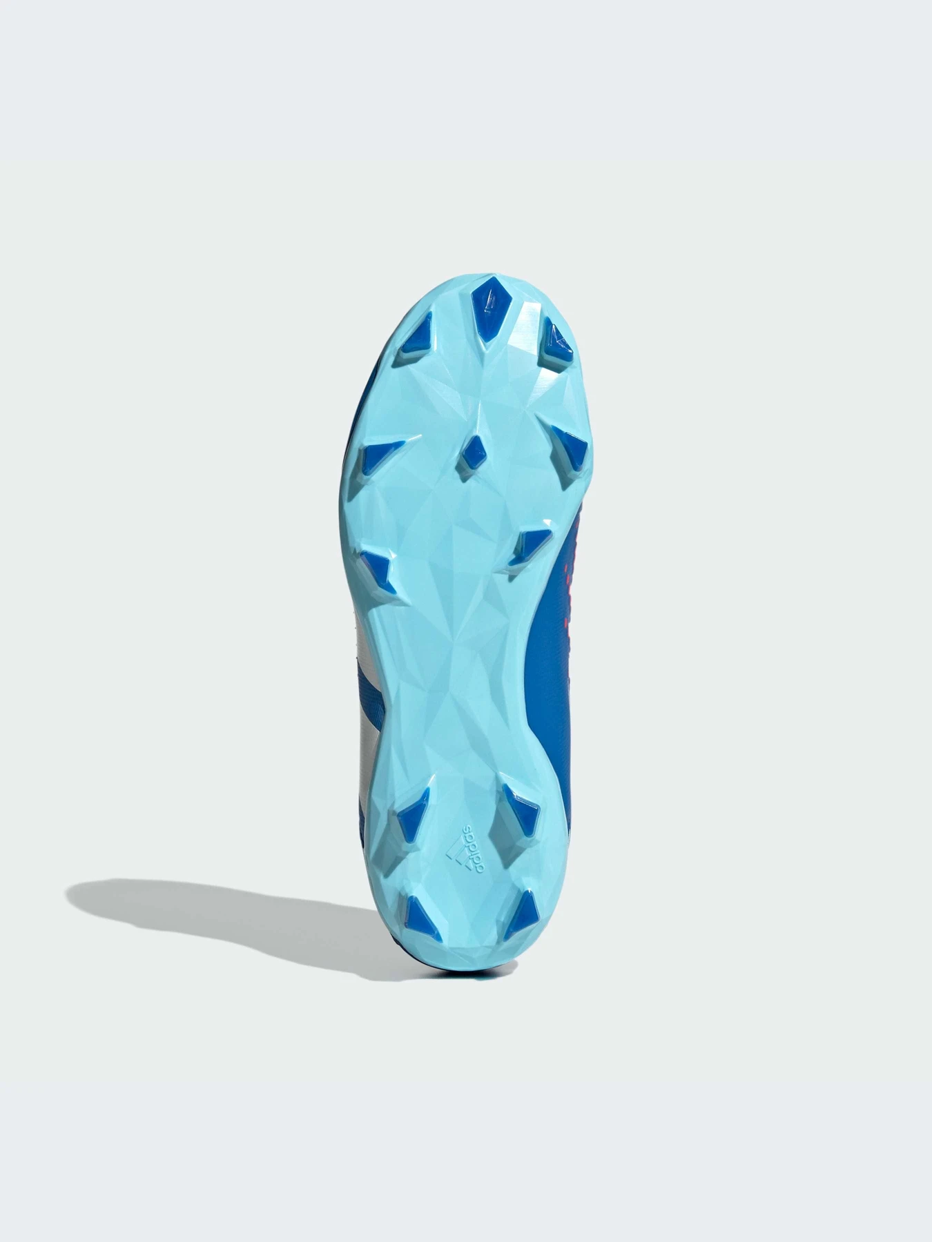 Кроссовки Adidas Predator модель IE9503-KZ Кроссовки Adidas Predator модель IE9503-KZ Фото