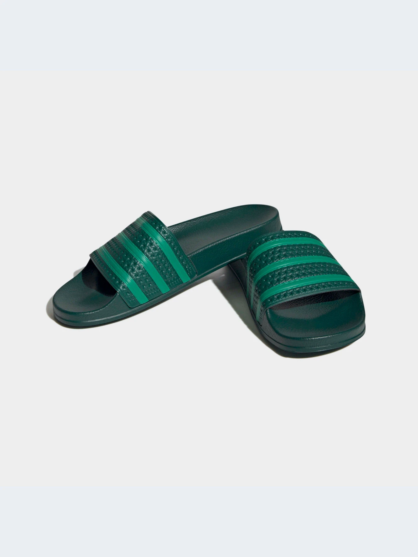 Шлёпанцы Adidas Adilette модель FZ6455-KZ Шлёпанцы Adidas Adilette модель FZ6455-KZ Фото
