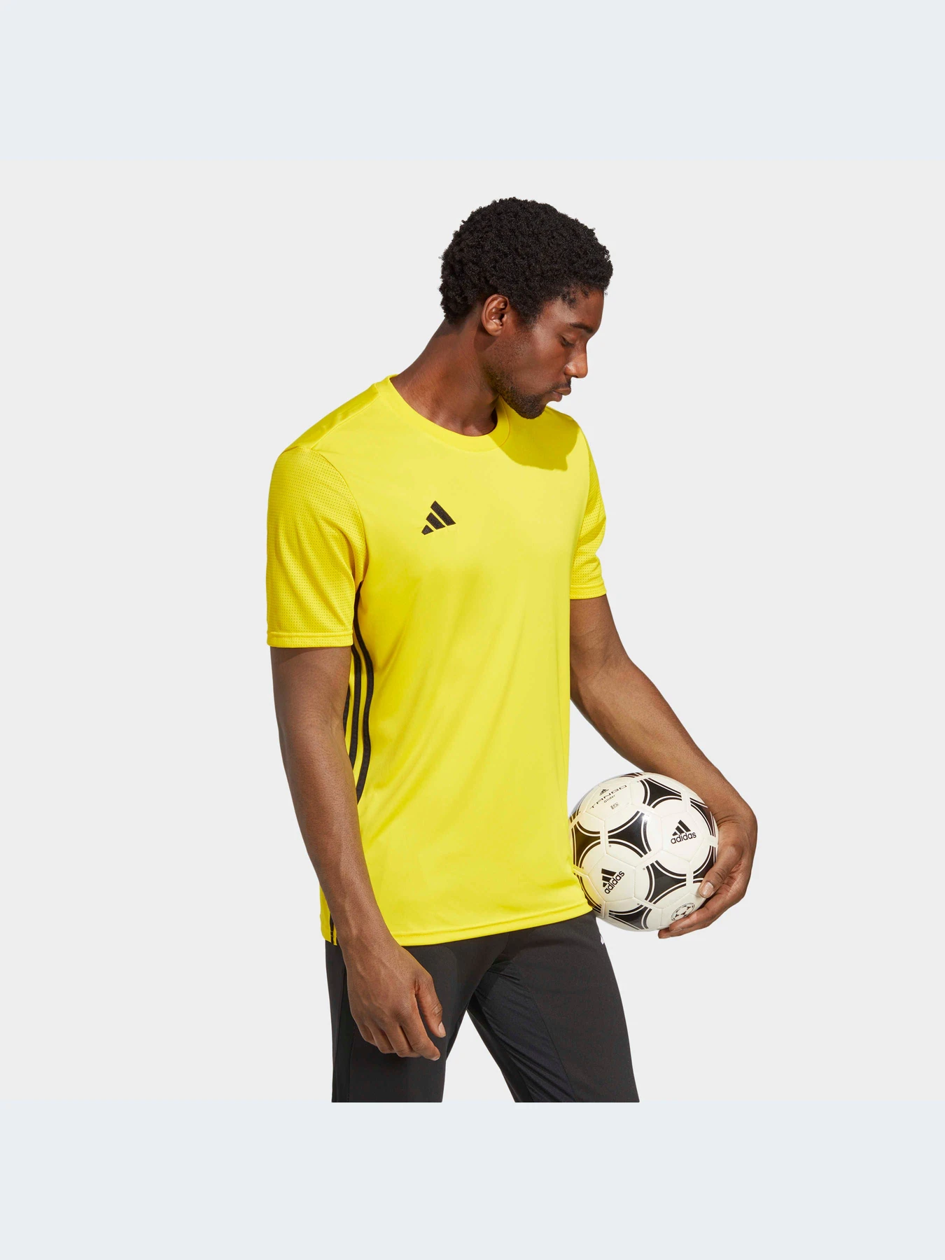 Футболки и поло Adidas модель IA9146-KZ Футболки и поло Adidas модель IA9146-KZ Фото