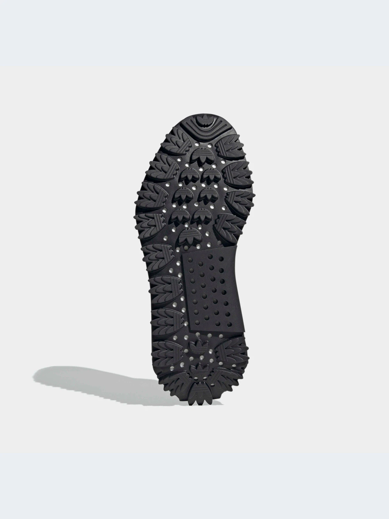 Кроссовки Adidas NMD модель FZ6381-KZ Фото