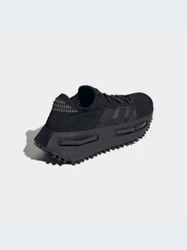Кроссовки Adidas NMD модель FZ6381-KZ Фото