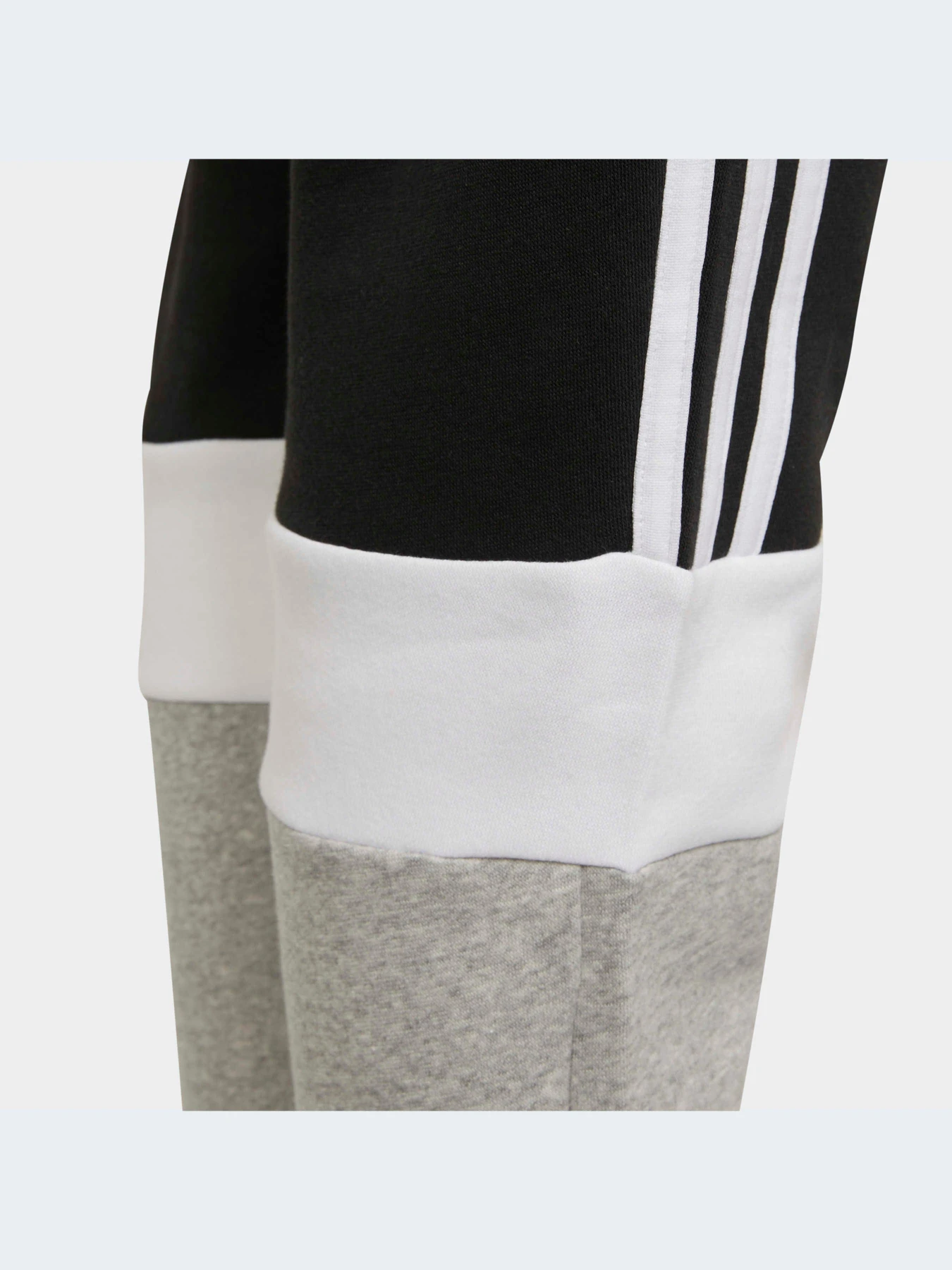 Брюки Adidas модель GS8873-KZ Брюки Adidas модель GS8873-KZ Фото
