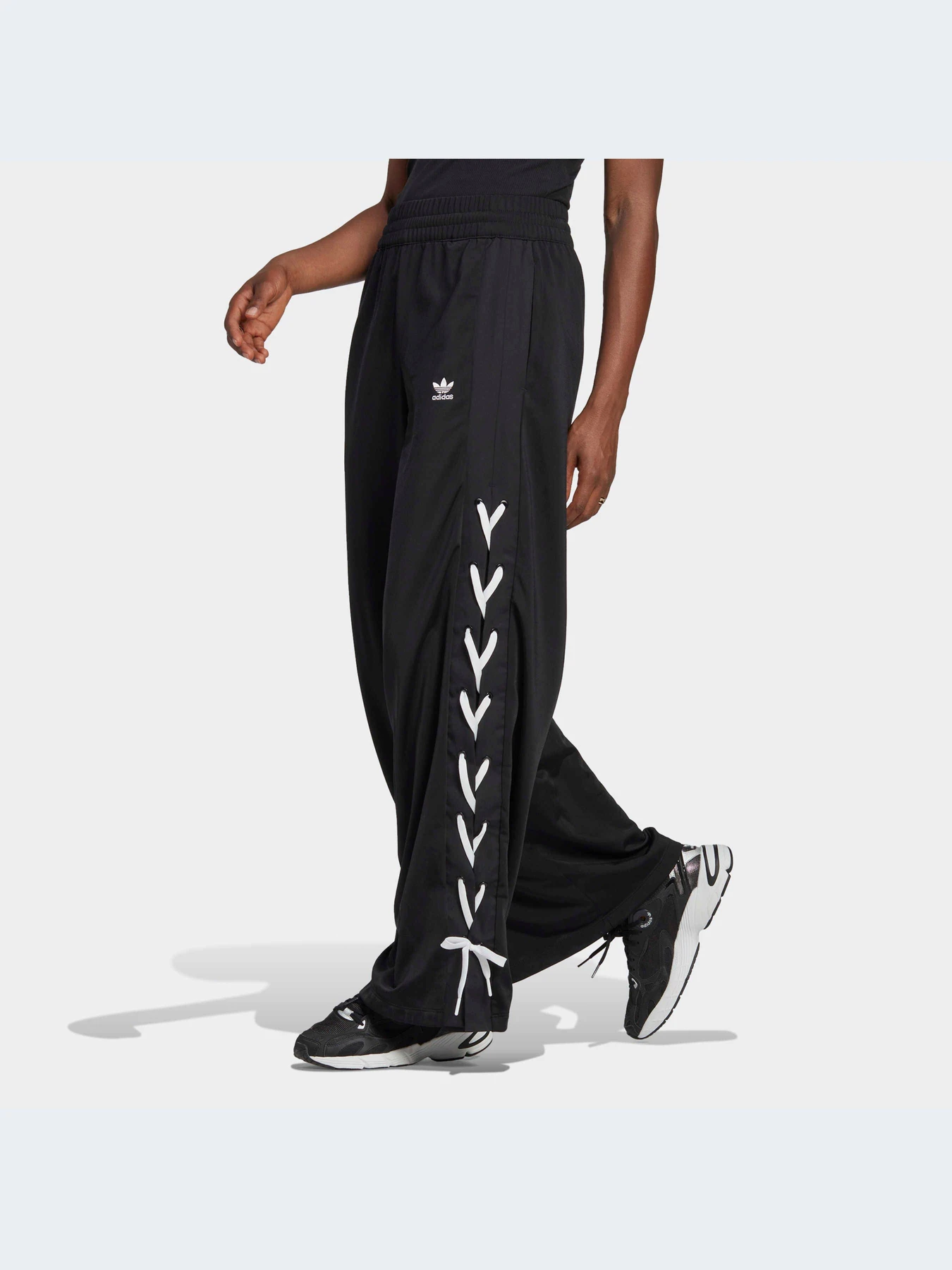 Брюки Adidas модель HK5085-KZ Брюки Adidas модель HK5085-KZ Фото
