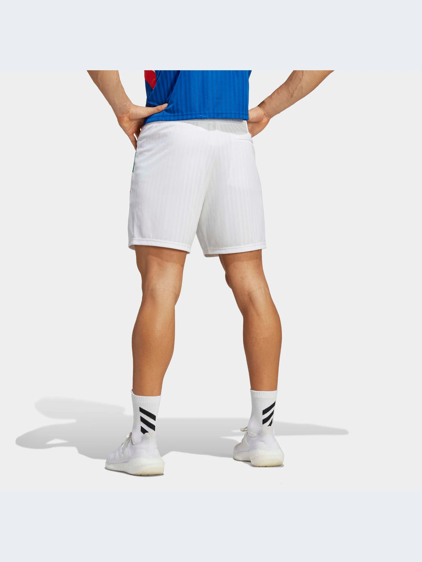 Шорты Adidas модель HT2183-KZ Шорты Adidas модель HT2183-KZ Фото