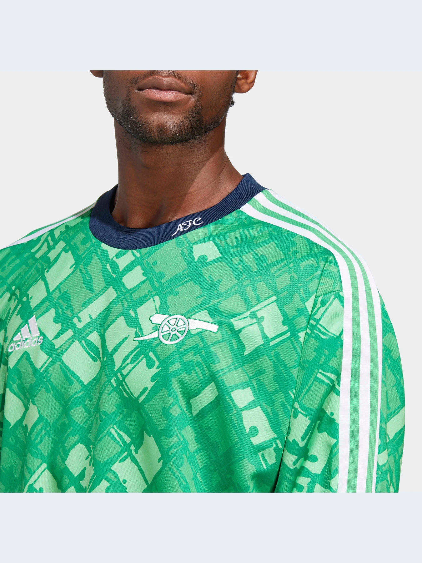 Худи и свитшоты Adidas модель HT7193-KZ Худи и свитшоты Adidas модель HT7193-KZ Фото