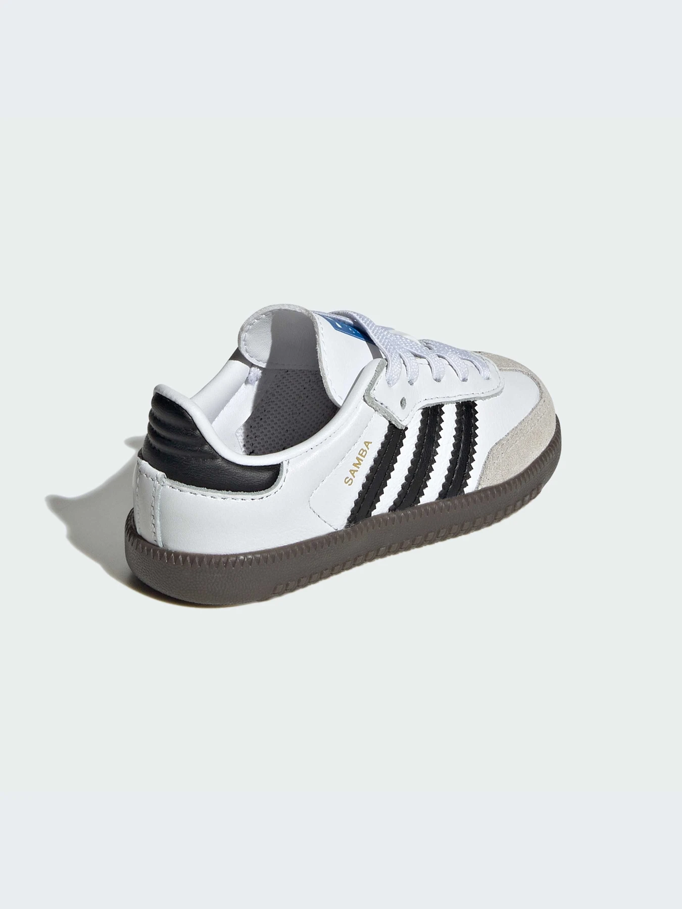 Кроссовки Adidas модель IE3679-KZ Кроссовки Adidas модель IE3679-KZ Фото