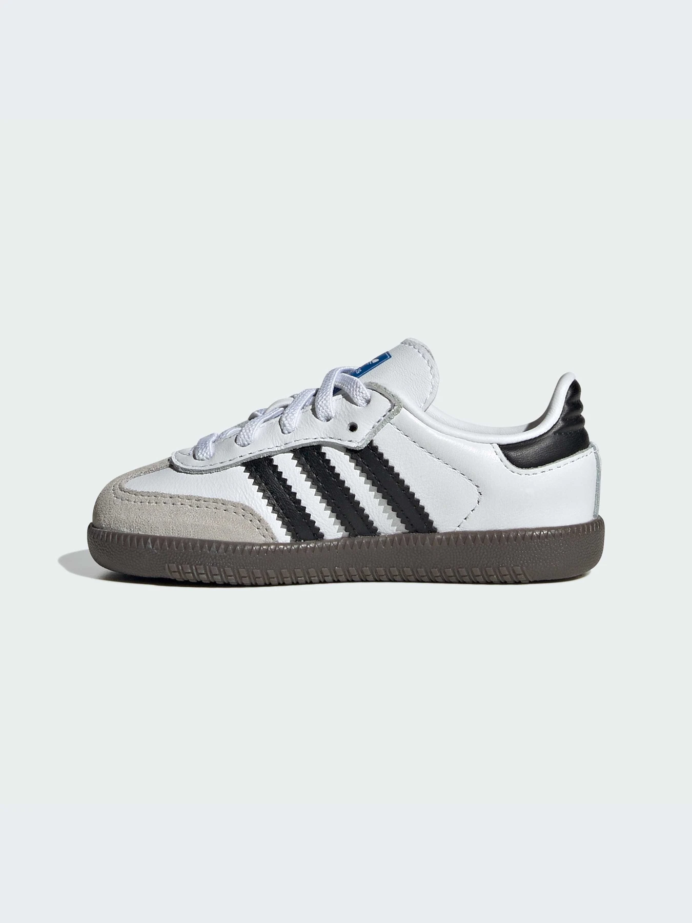 Кроссовки Adidas модель IE3679-KZ Кроссовки Adidas модель IE3679-KZ Фото
