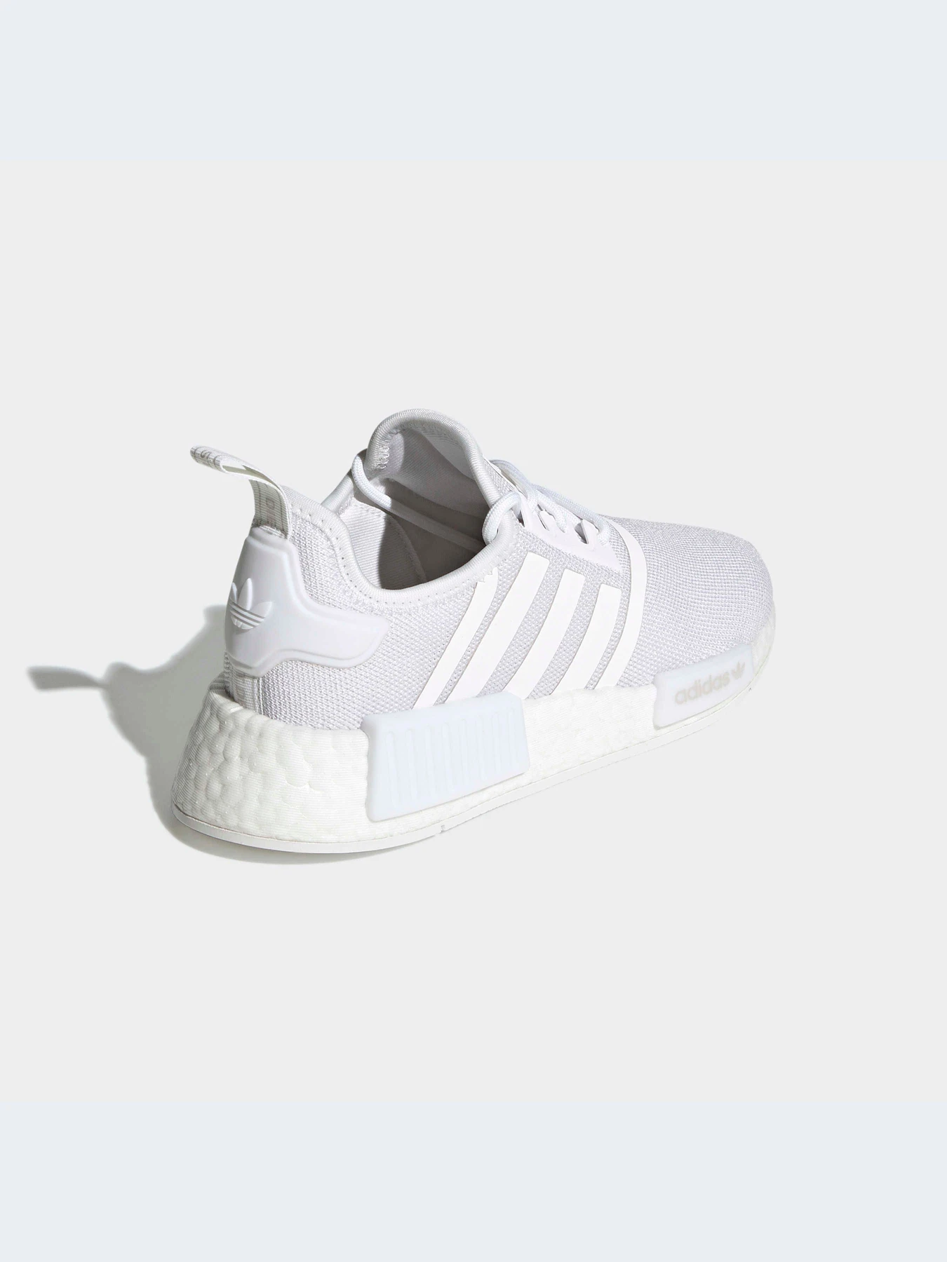 Кроссовки Adidas NMD модель H02334-KZ Кроссовки Adidas NMD модель H02334-KZ Фото