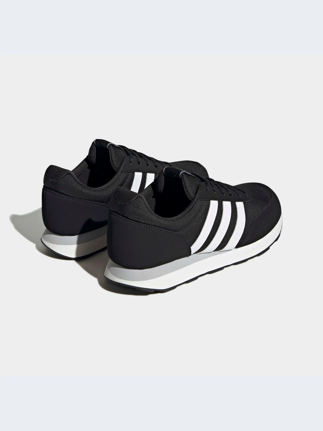 Кроссовки Adidas модель HP2258-KZ Кроссовки Adidas модель HP2258-KZ Фото