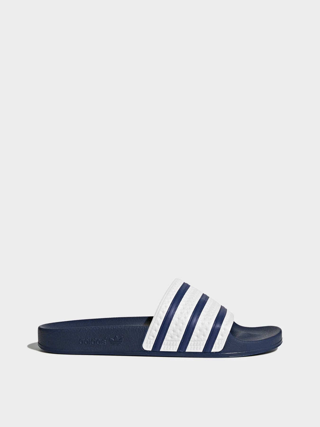 Шлёпанцы Adidas Adilette модель G16220-KZ Шлёпанцы Adidas Adilette модель G16220-KZ Фото