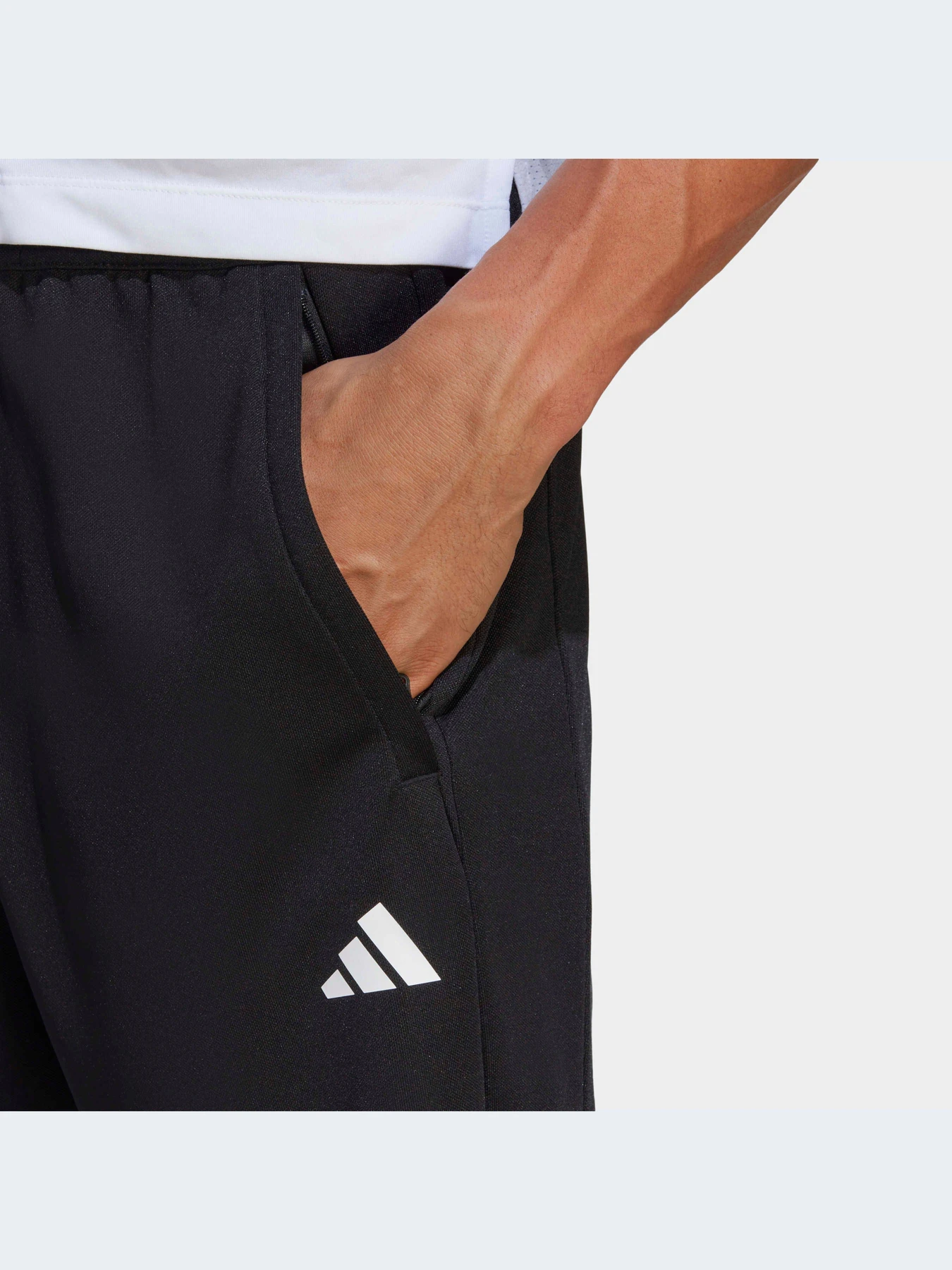 Шорты Adidas модель IB8161-KZ Шорты Adidas модель IB8161-KZ Фото