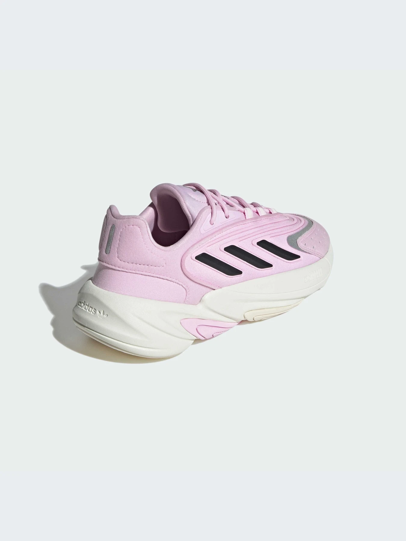 Кроссовки Adidas Ozweego модель IE9534-KZ Фото