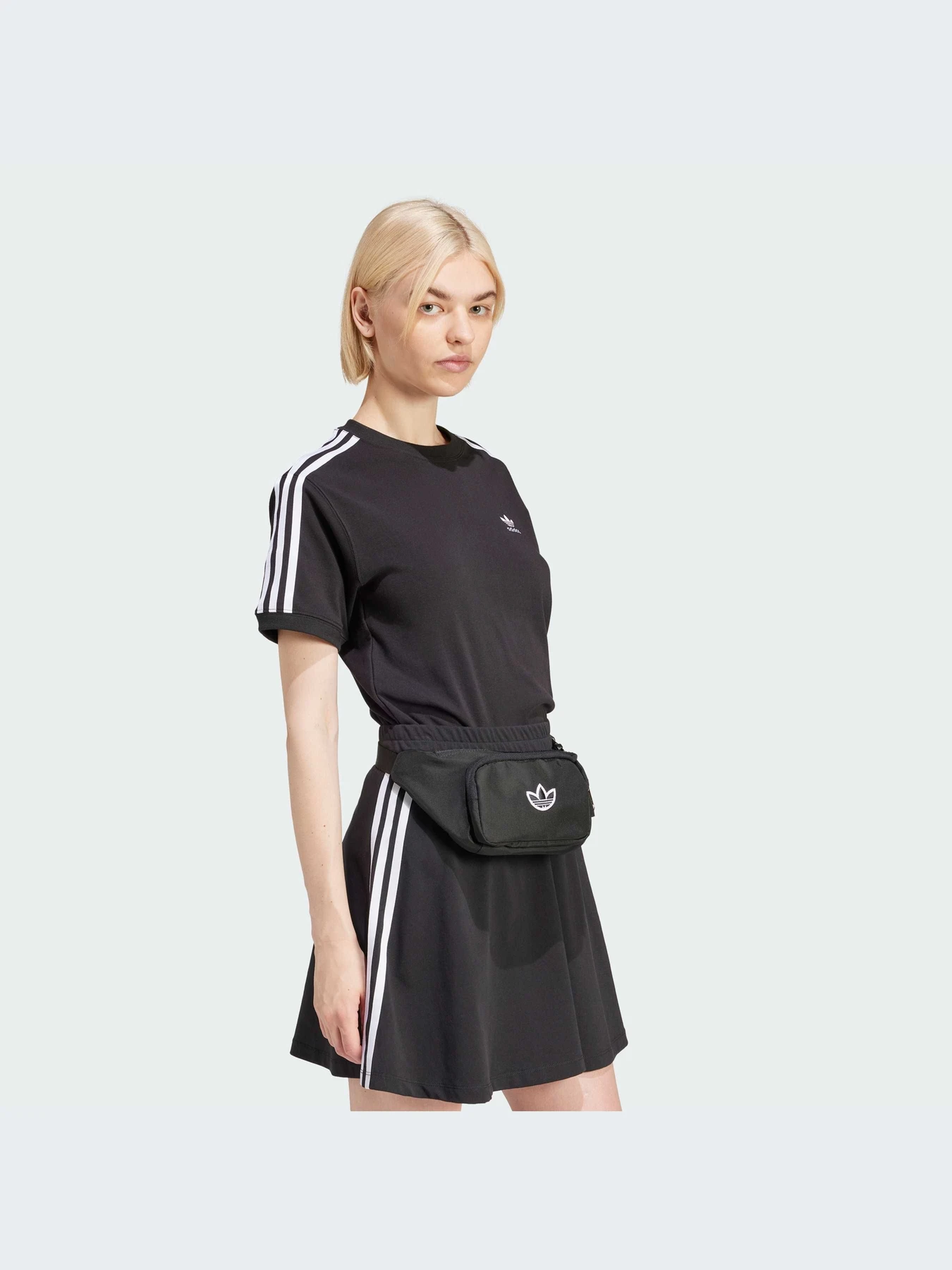 Футболки и поло Adidas Adicolor модель IU2420-KZ Футболки и поло Adidas Adicolor модель IU2420-KZ Фото