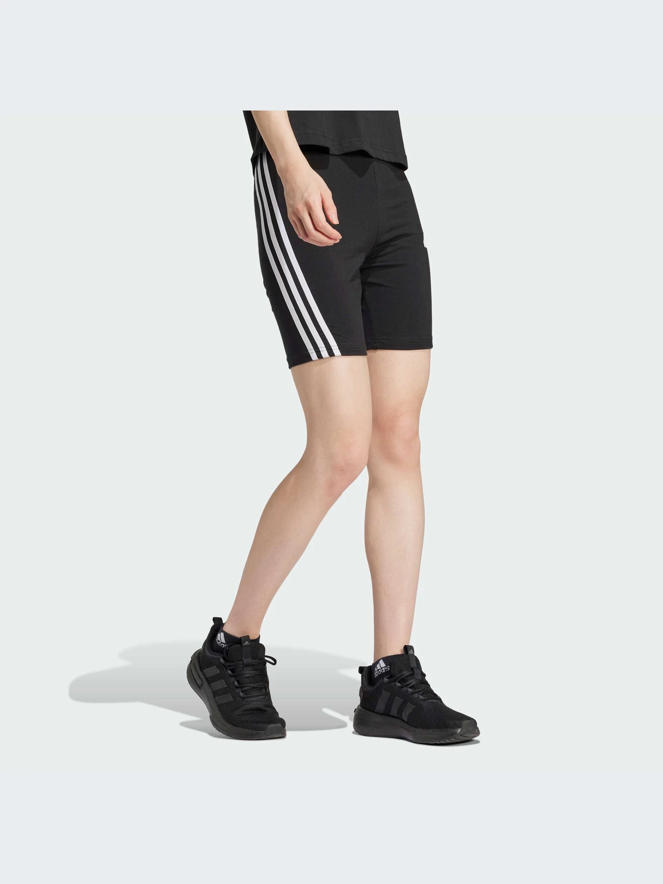 Шорты Adidas Icons модель IP1569-KZ Шорты Adidas Icons модель IP1569-KZ Фото