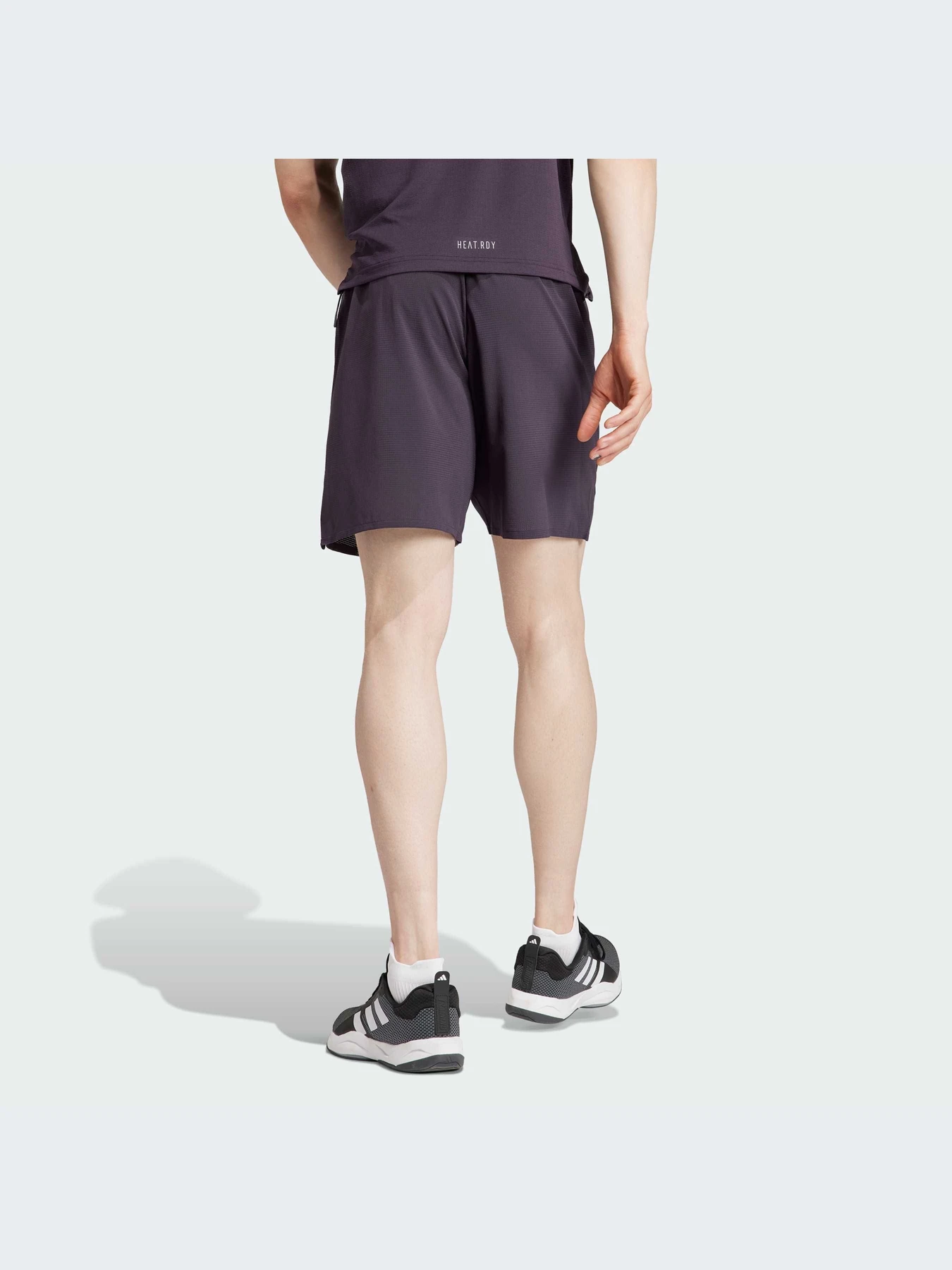 Шорты Adidas модель IN8773-KZ Шорты Adidas модель IN8773-KZ Фото