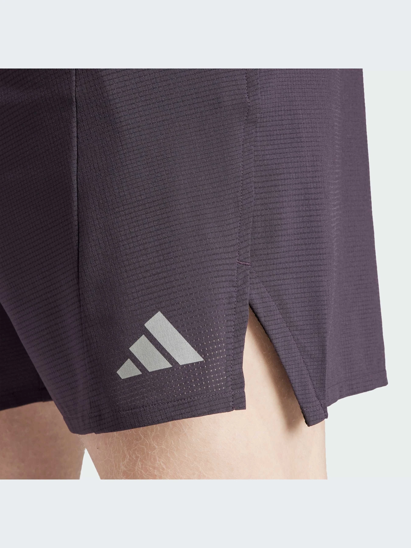 Шорты Adidas модель IN8773-KZ Шорты Adidas модель IN8773-KZ Фото