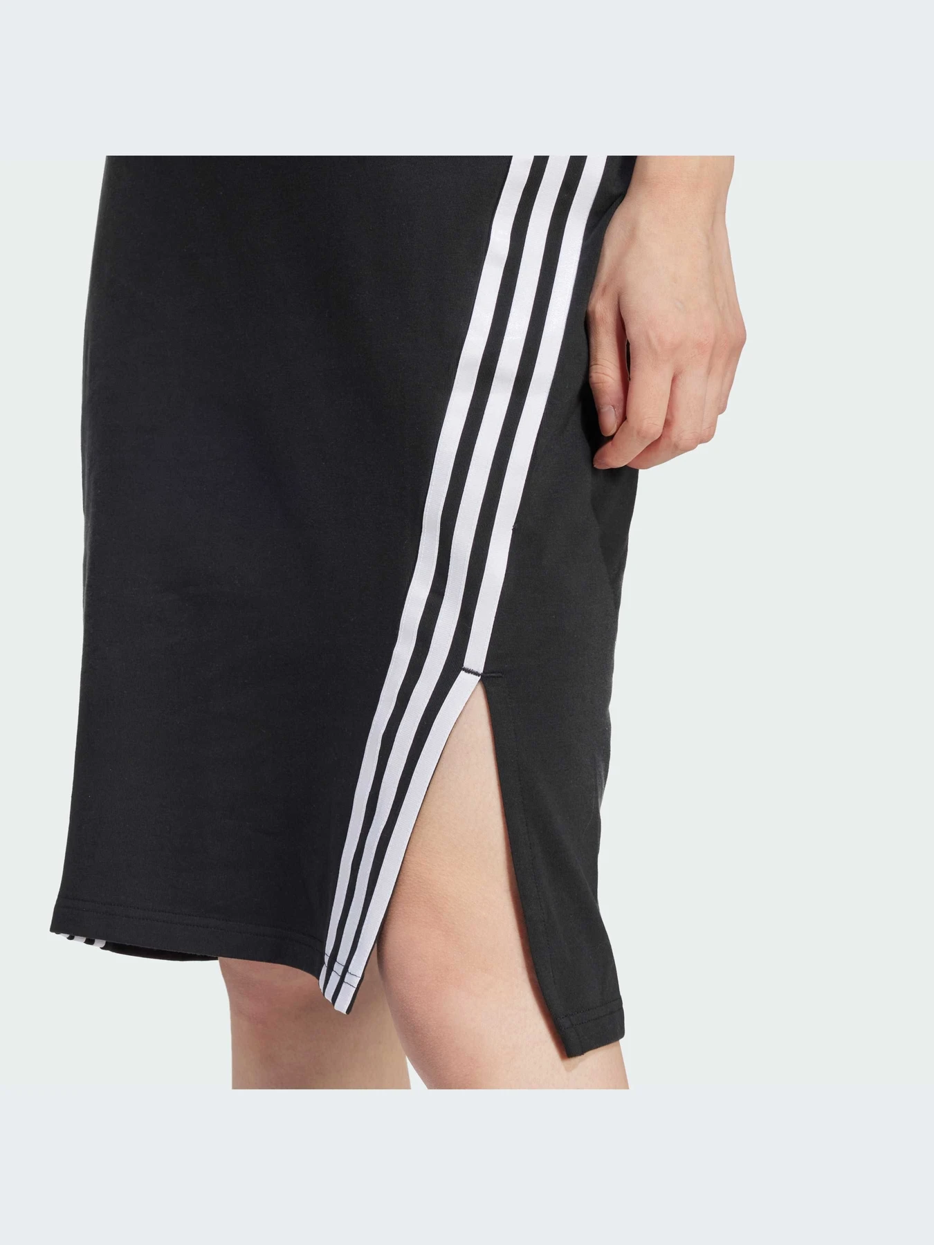 Платья Adidas Icons модель IP1575-KZ Платья Adidas Icons модель IP1575-KZ Фото
