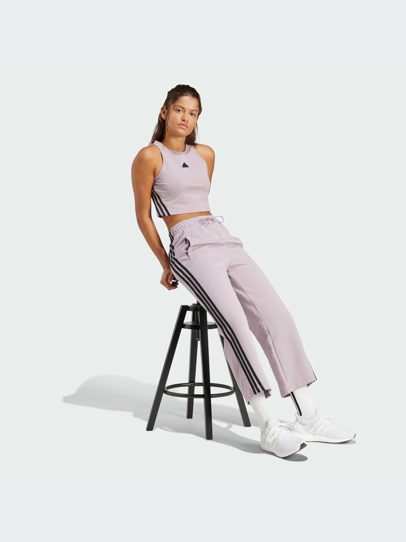 Брюки Adidas Icons модель IS3661-KZ Брюки Adidas Icons модель IS3661-KZ Фото