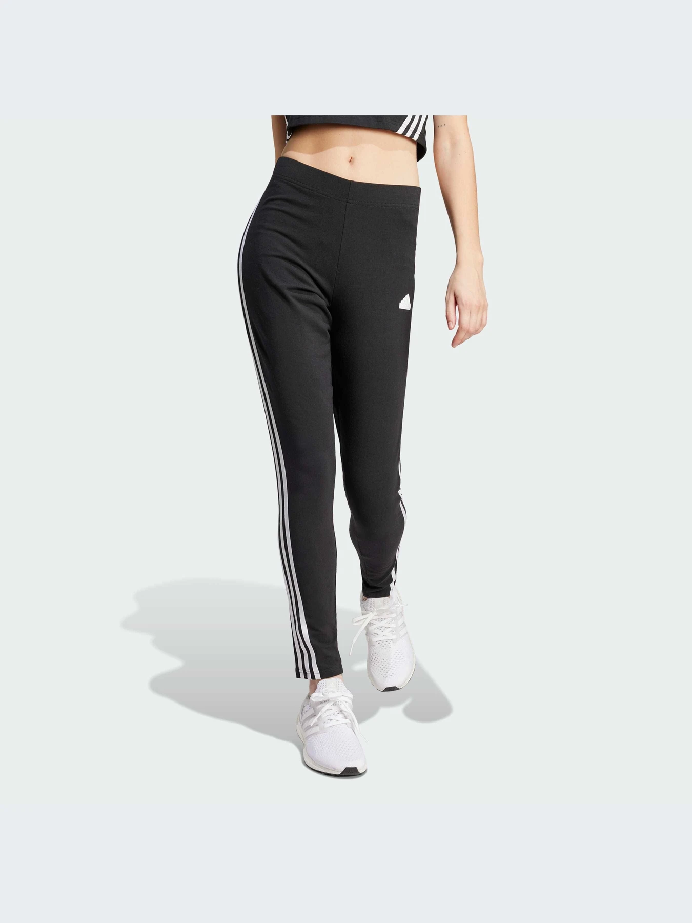 Брюки Adidas Icons модель IP1570-KZ Брюки Adidas Icons модель IP1570-KZ Фото