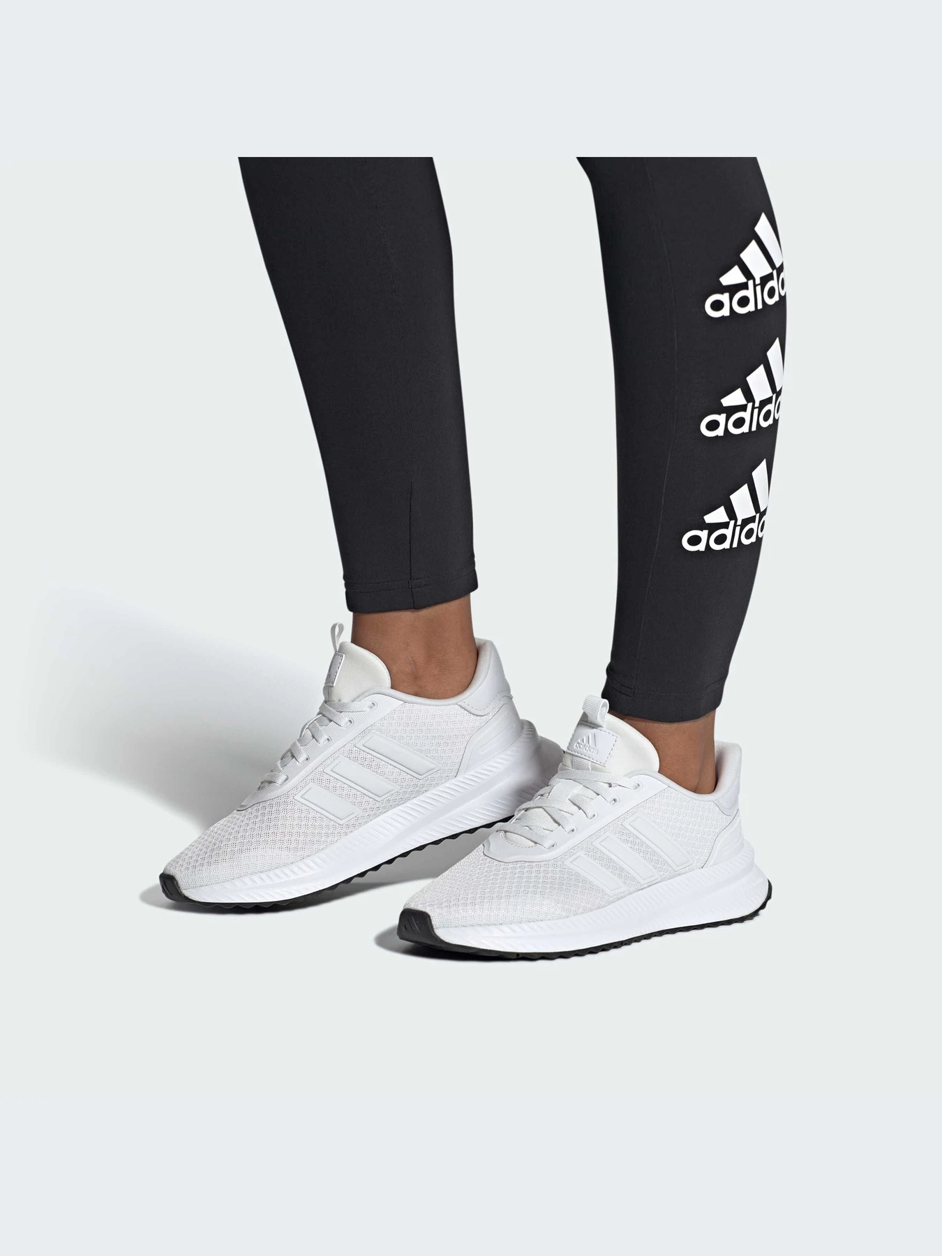 Кроссовки Adidas XPLR модель ID0481-KZ Кроссовки Adidas XPLR модель ID0481-KZ Фото
