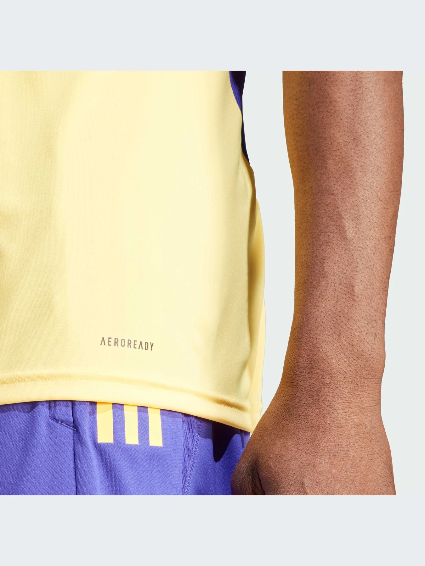 Футболки и поло Adidas Tiro модель IQ0547-KZ Футболки и поло Adidas Tiro модель IQ0547-KZ Фото