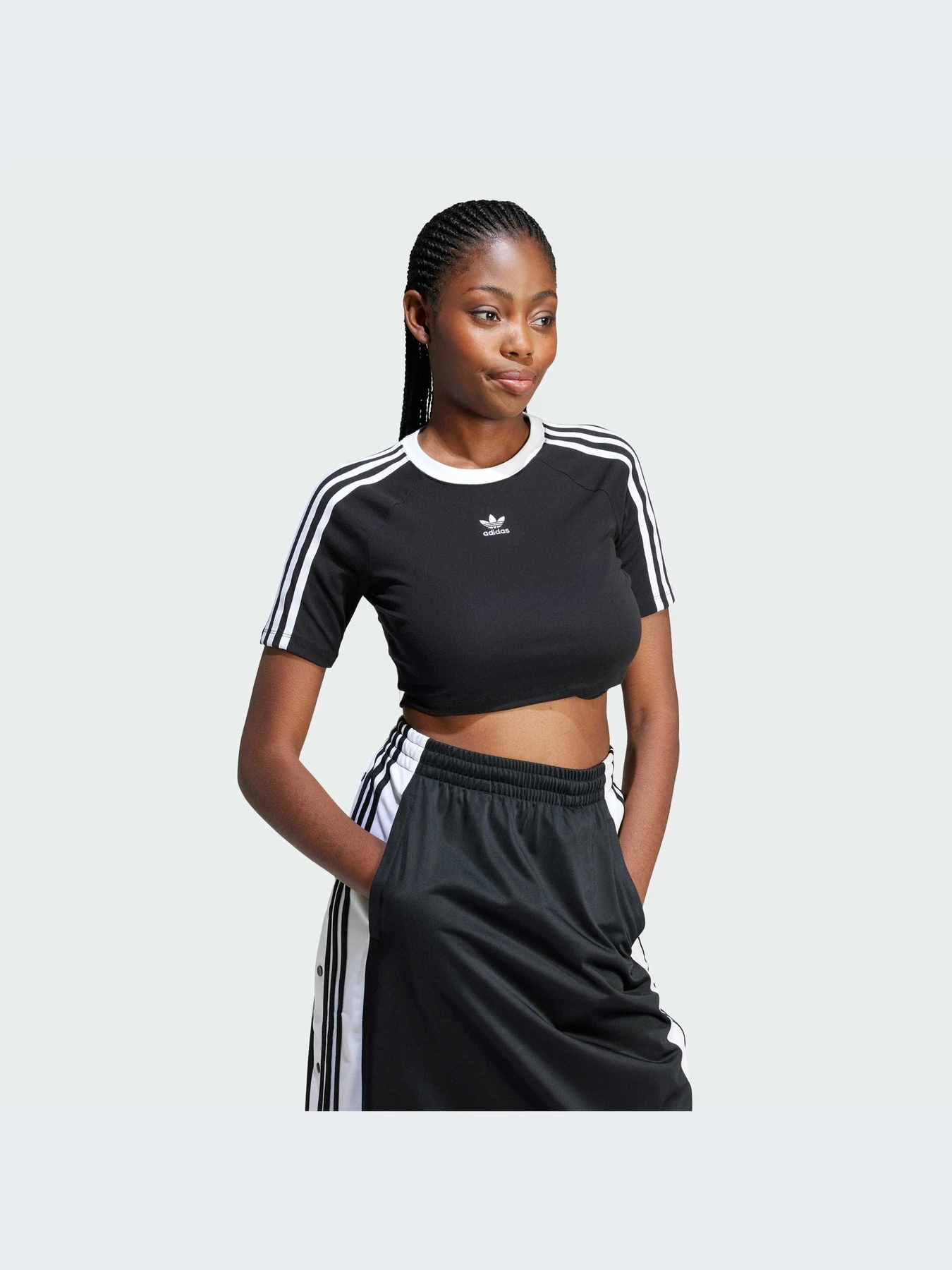 Футболки и поло Adidas Adicolor модель IU2532-KZ Футболки и поло Adidas Adicolor модель IU2532-KZ Фото