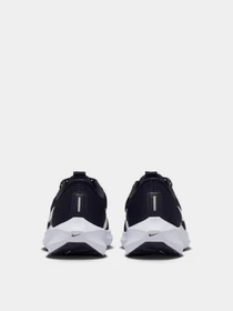 Кроссовки NIKE модель DV3853-001 Фото