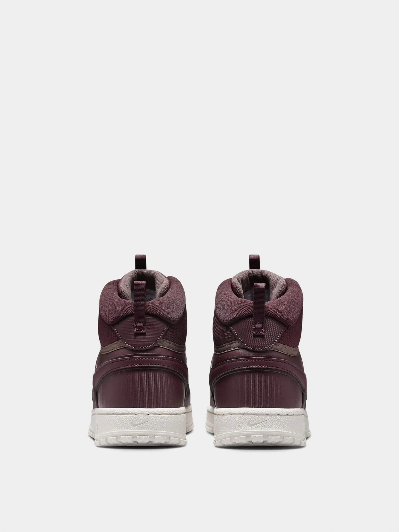 Кроссовки NIKE модель DR7882-600 Кроссовки NIKE модель DR7882-600 Фото