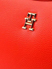 Сумки Tommy Hilfiger модель AW0AW16088-XND Фото