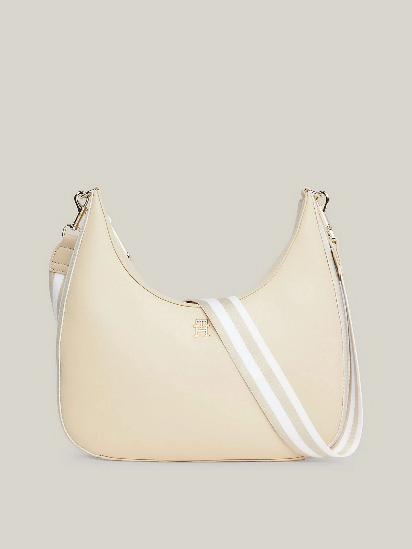 Сумки Tommy Hilfiger модель AW0AW15723-AES Сумки Tommy Hilfiger модель AW0AW15723-AES Фото