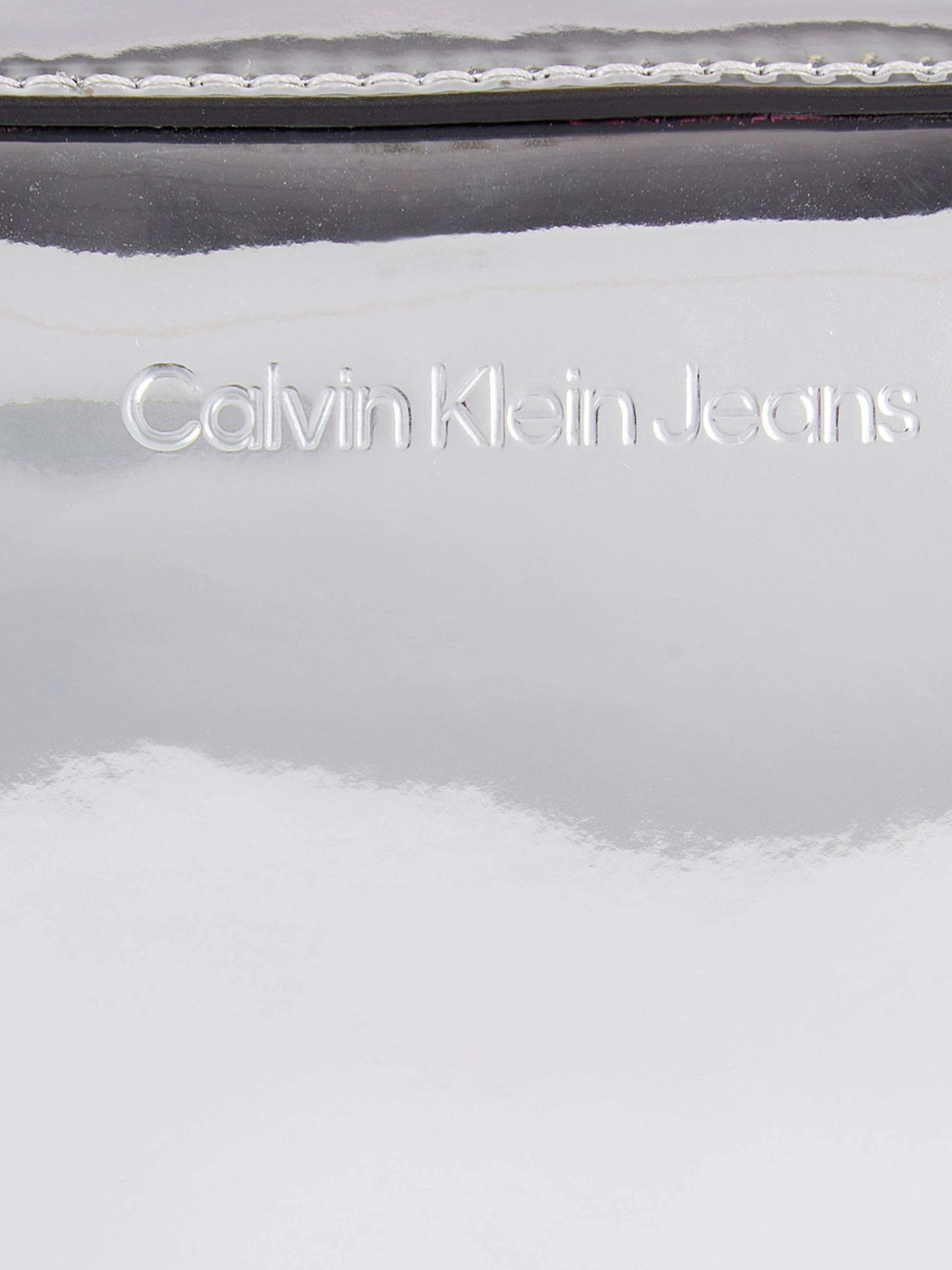Сумки Calvin Klein модель K60K611858-0IM Сумки Calvin Klein модель K60K611858-0IM Фото