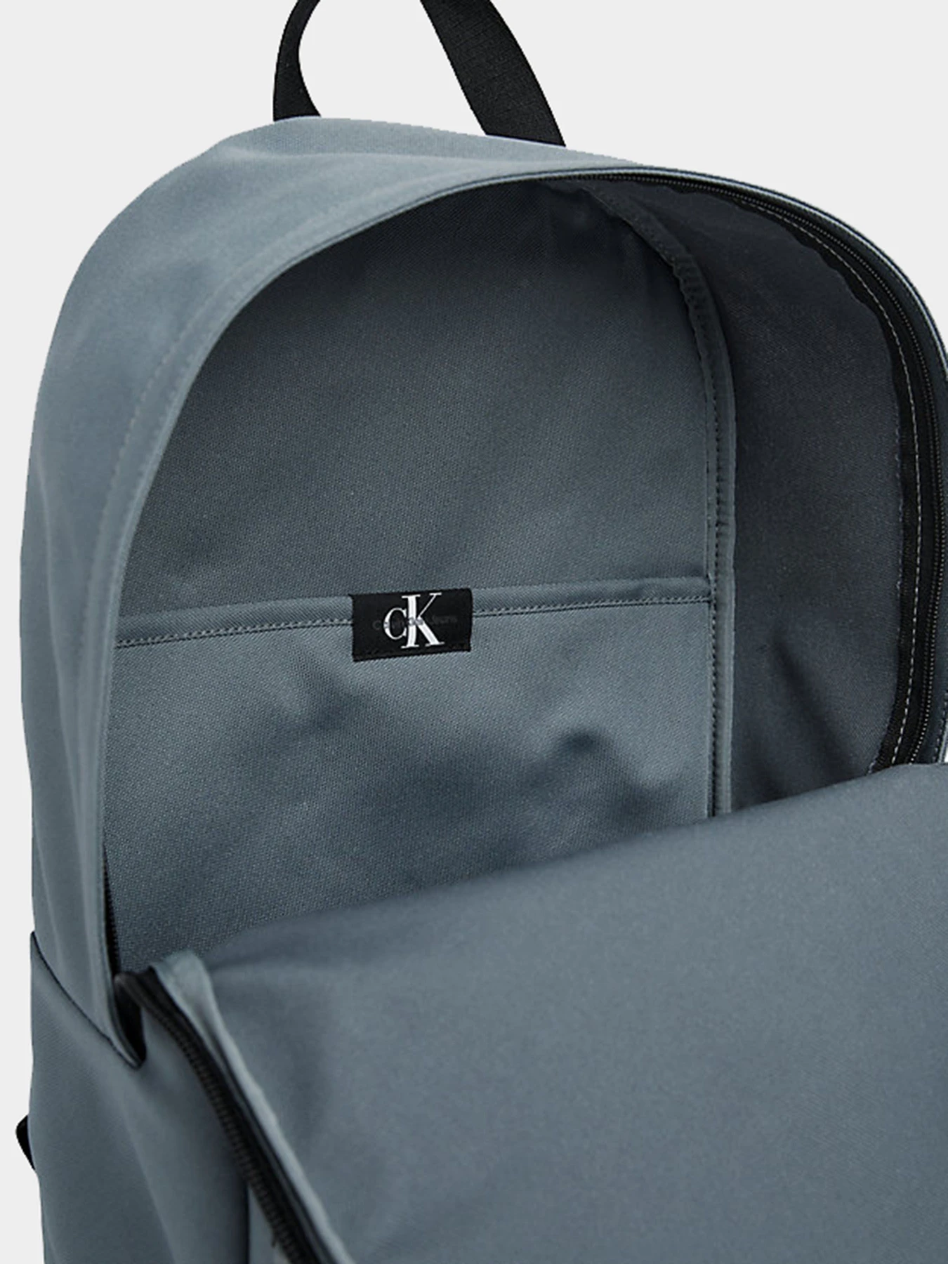 Рюкзаки Calvin Klein модель K50K511100-CFQ Рюкзаки Calvin Klein модель K50K511100-CFQ Фото