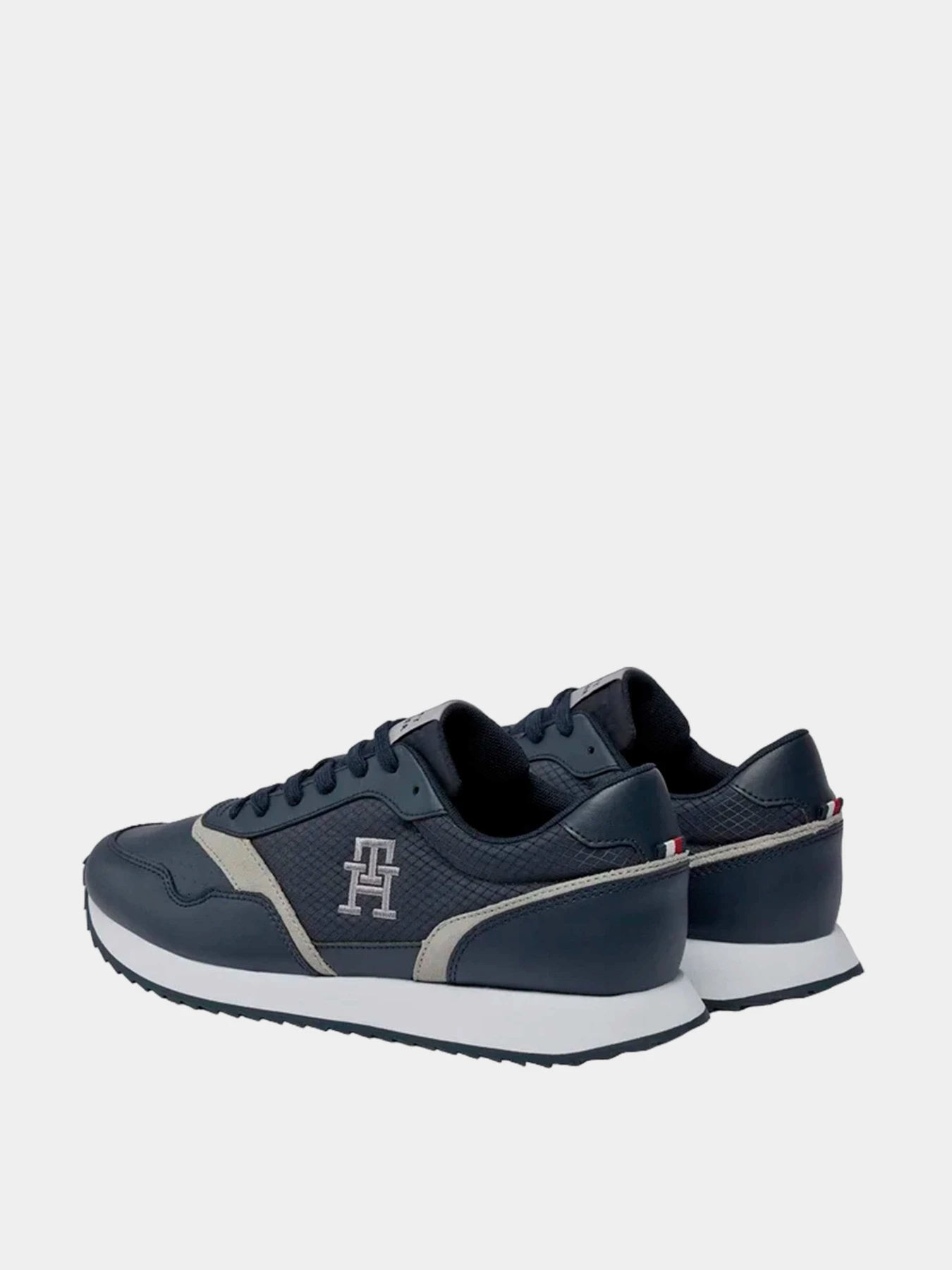 Кроссовки Tommy Hilfiger модель FM0FM04887-DW5 Кроссовки Tommy Hilfiger модель FM0FM04887-DW5 Фото