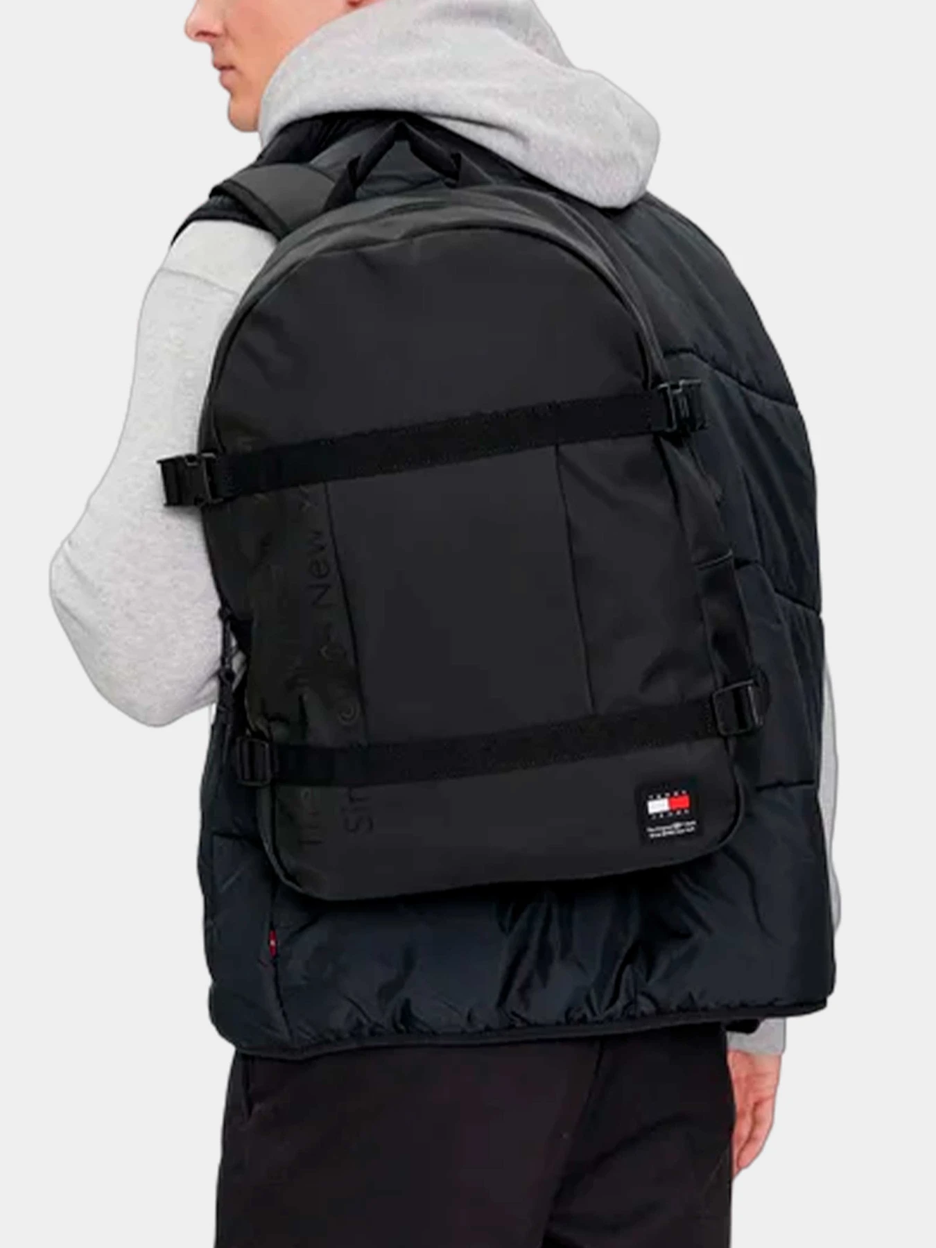 Рюкзаки Tommy Hilfiger модель AM0AM11961-BDS Рюкзаки Tommy Hilfiger модель AM0AM11961-BDS Фото