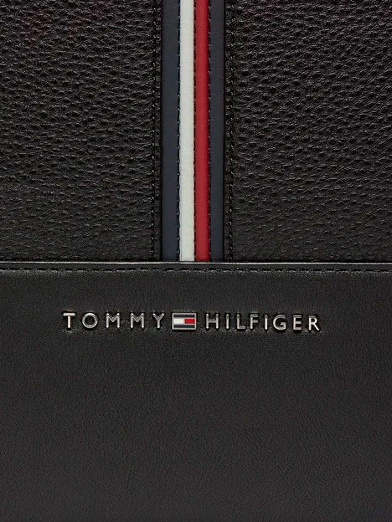 Сумки Tommy Hilfiger модель AM0AM11781-BDS Сумки Tommy Hilfiger модель AM0AM11781-BDS Фото