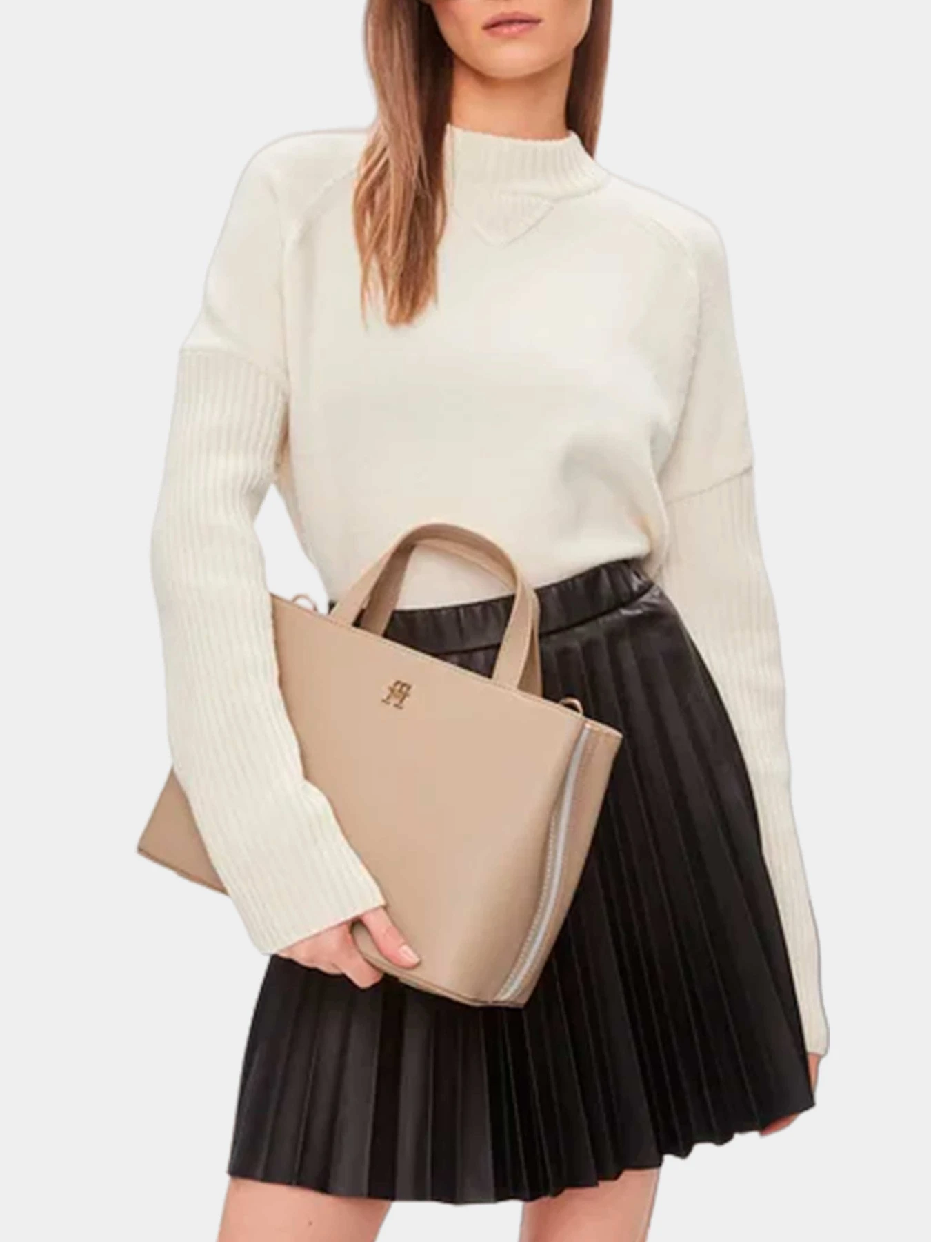 Сумки Tommy Hilfiger модель AW0AW15721-AES Фото