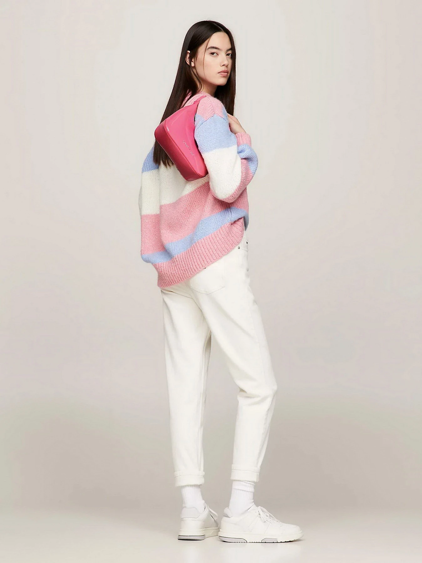 Сумки Tommy Hilfiger модель AW0AW16136-THW Фото