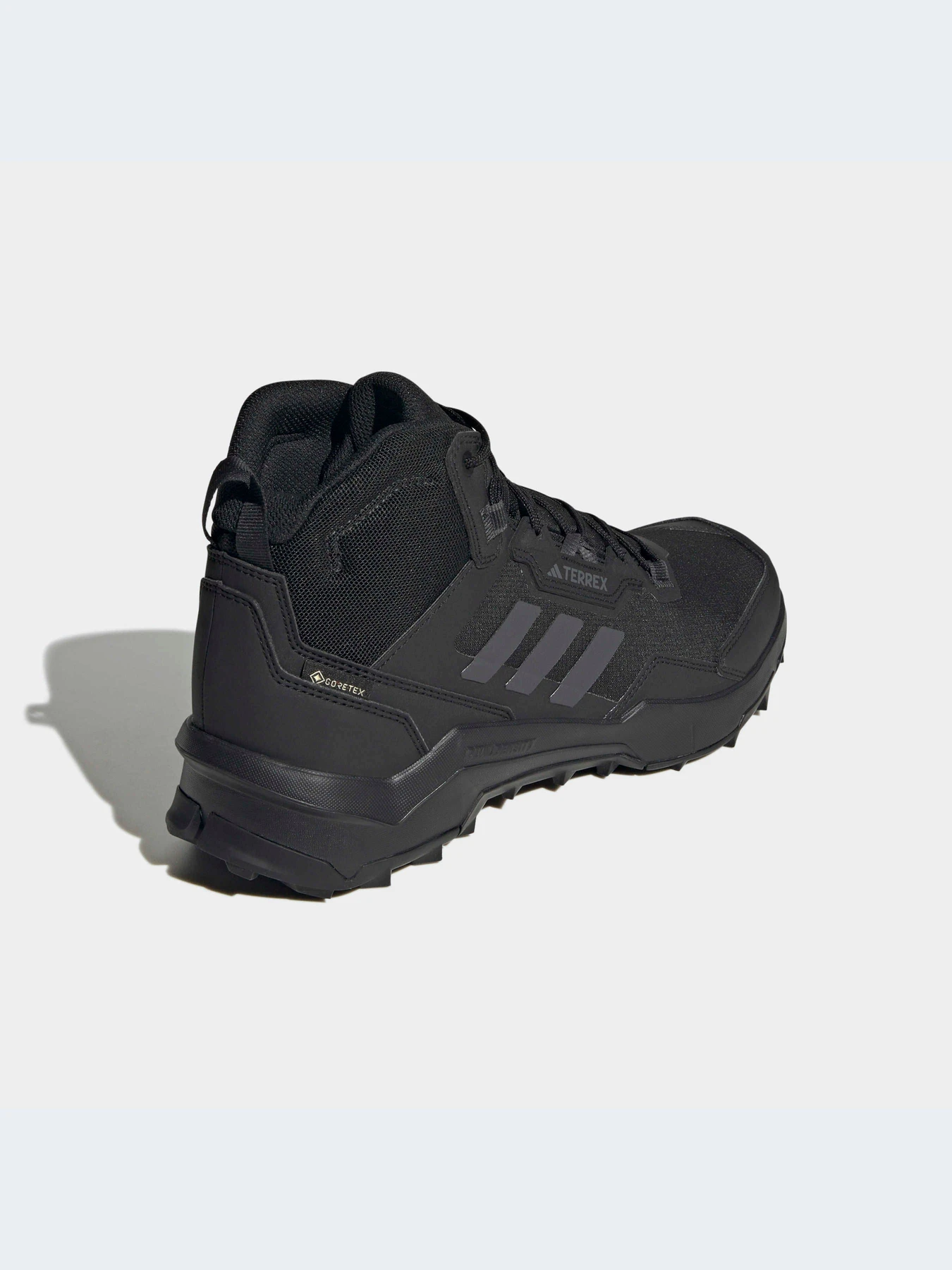 Кроссовки Adidas Terrex модель HP7401-KZ Кроссовки Adidas Terrex модель HP7401-KZ Фото