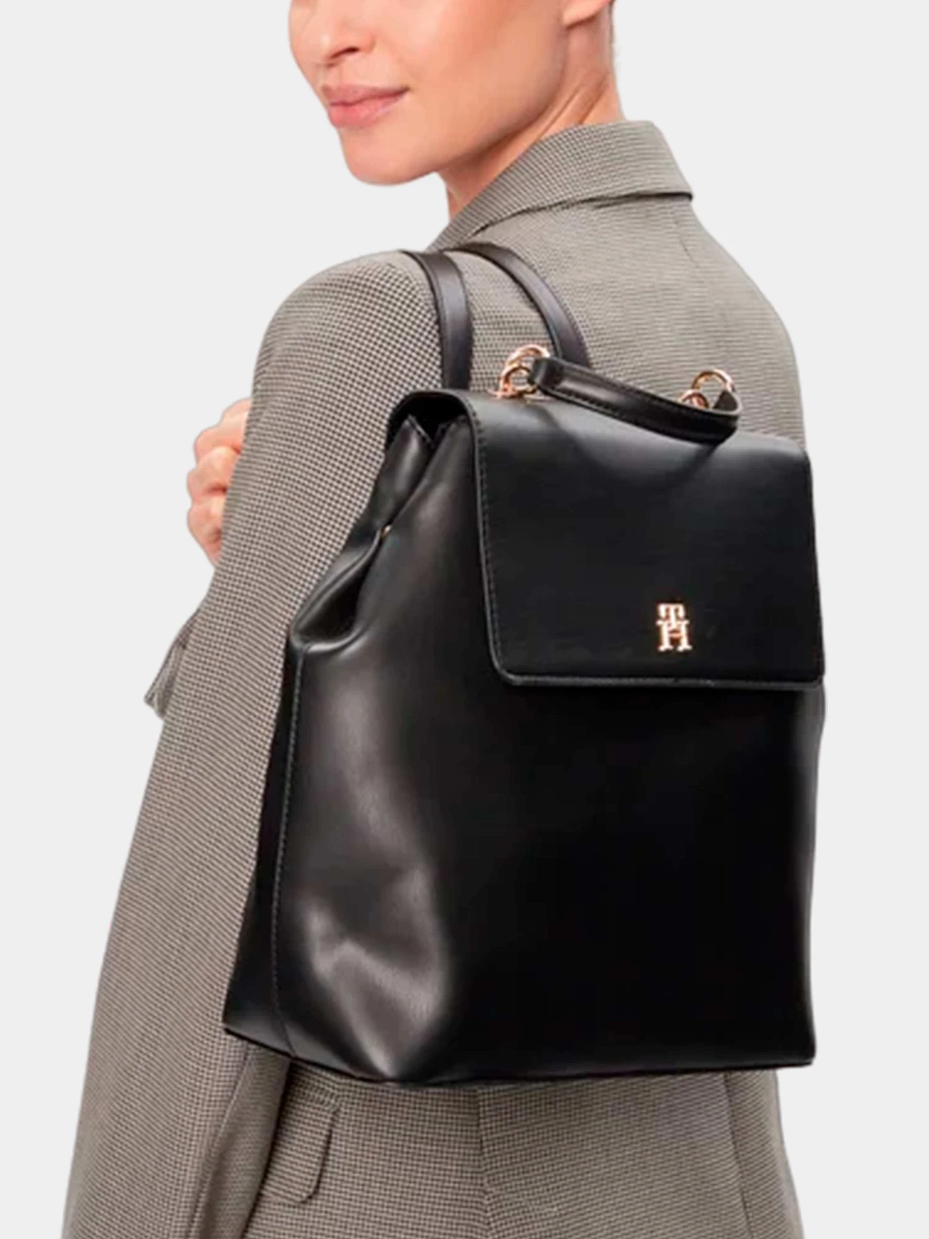 Рюкзаки Tommy Hilfiger модель AW0AW15722-BDS Рюкзаки Tommy Hilfiger модель AW0AW15722-BDS Фото