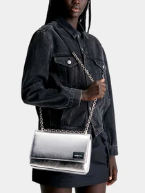 Сумки Calvin Klein модель K60K611836-0GN Фото