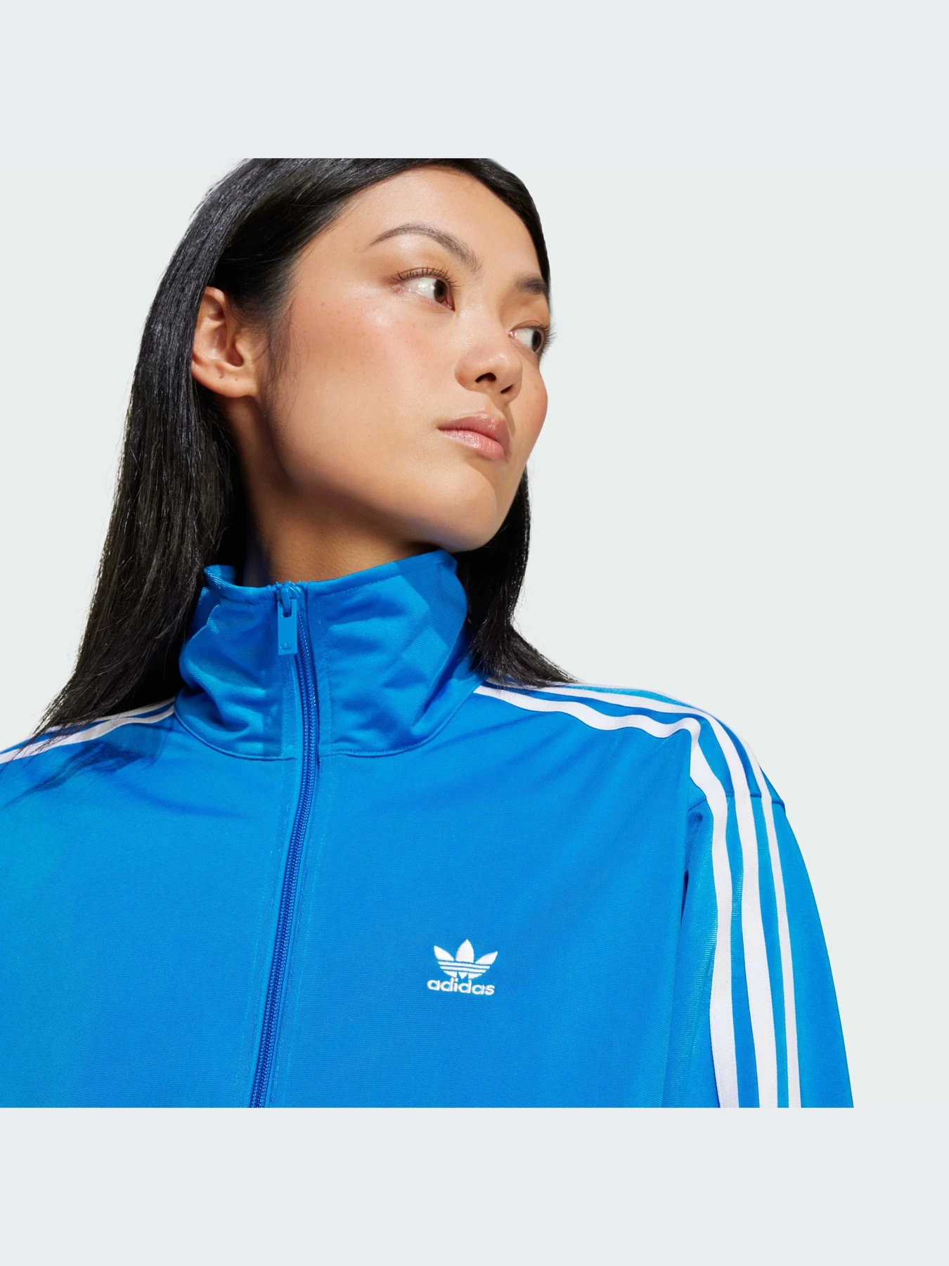 Худи и свитшоты Adidas модель IP0603-KZ Худи и свитшоты Adidas модель IP0603-KZ Фото