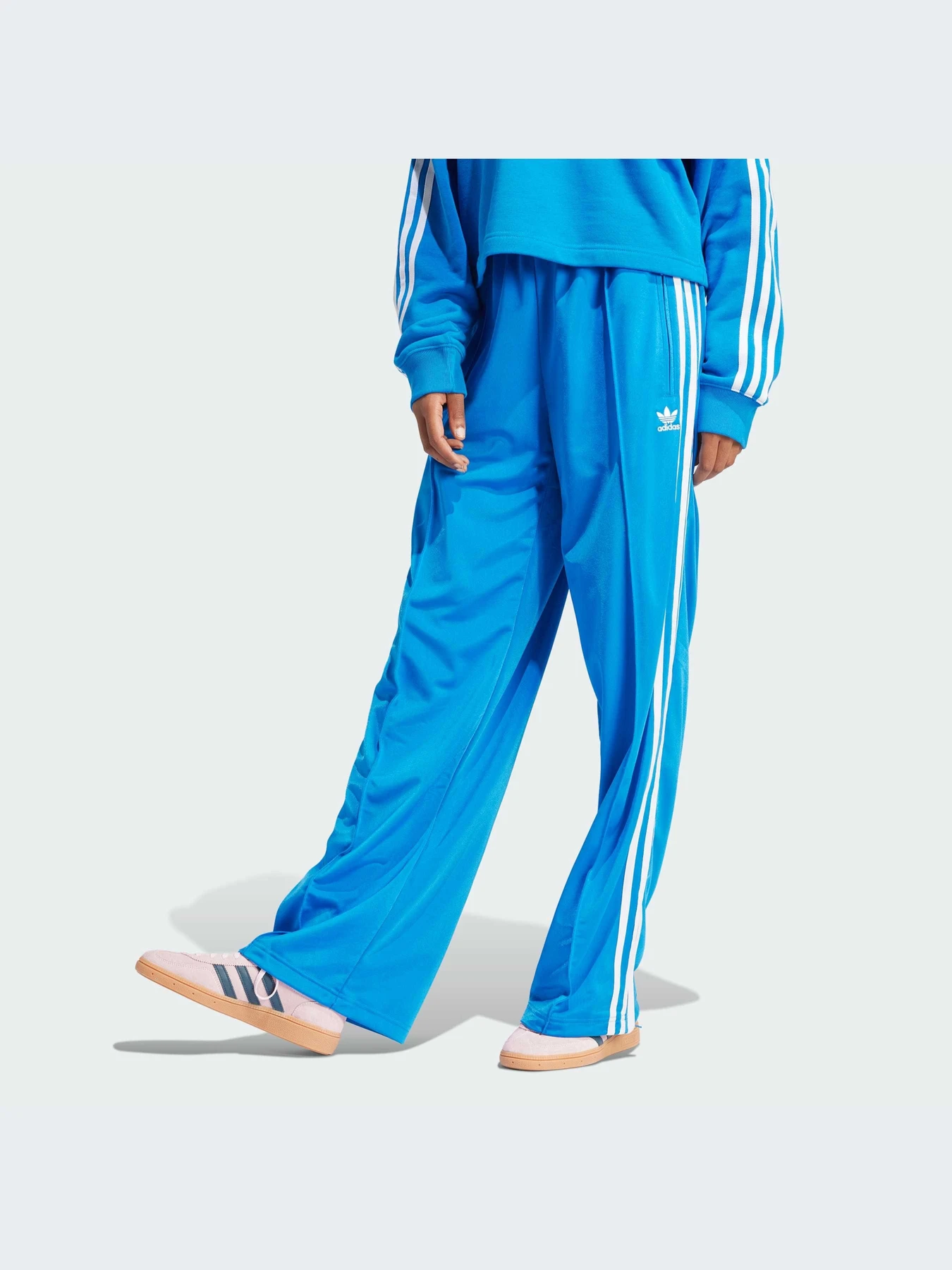 Брюки Adidas модель IP0633-KZ Брюки Adidas модель IP0633-KZ Фото