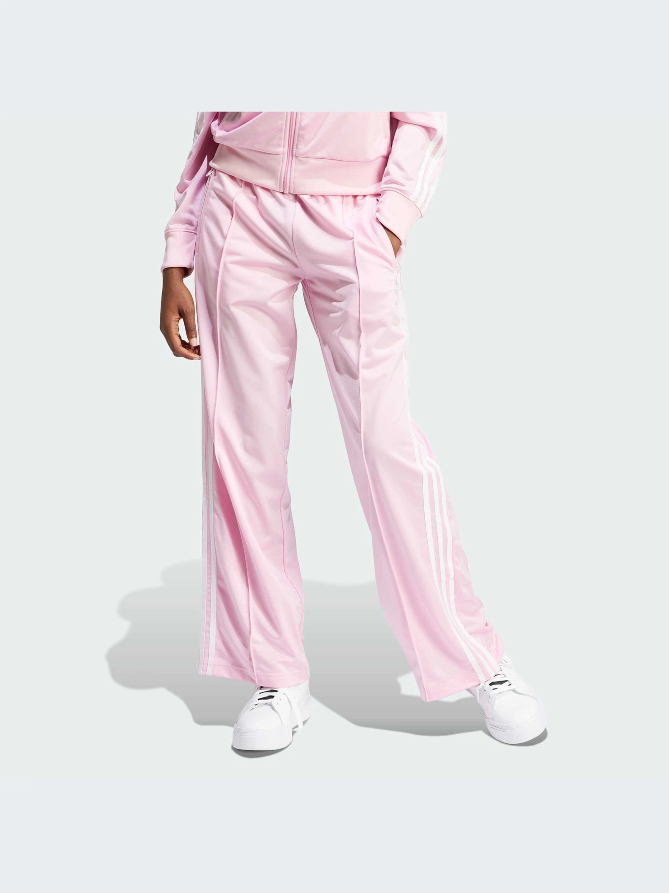 Брюки Adidas модель IP0637-KZ Брюки Adidas модель IP0637-KZ Фото