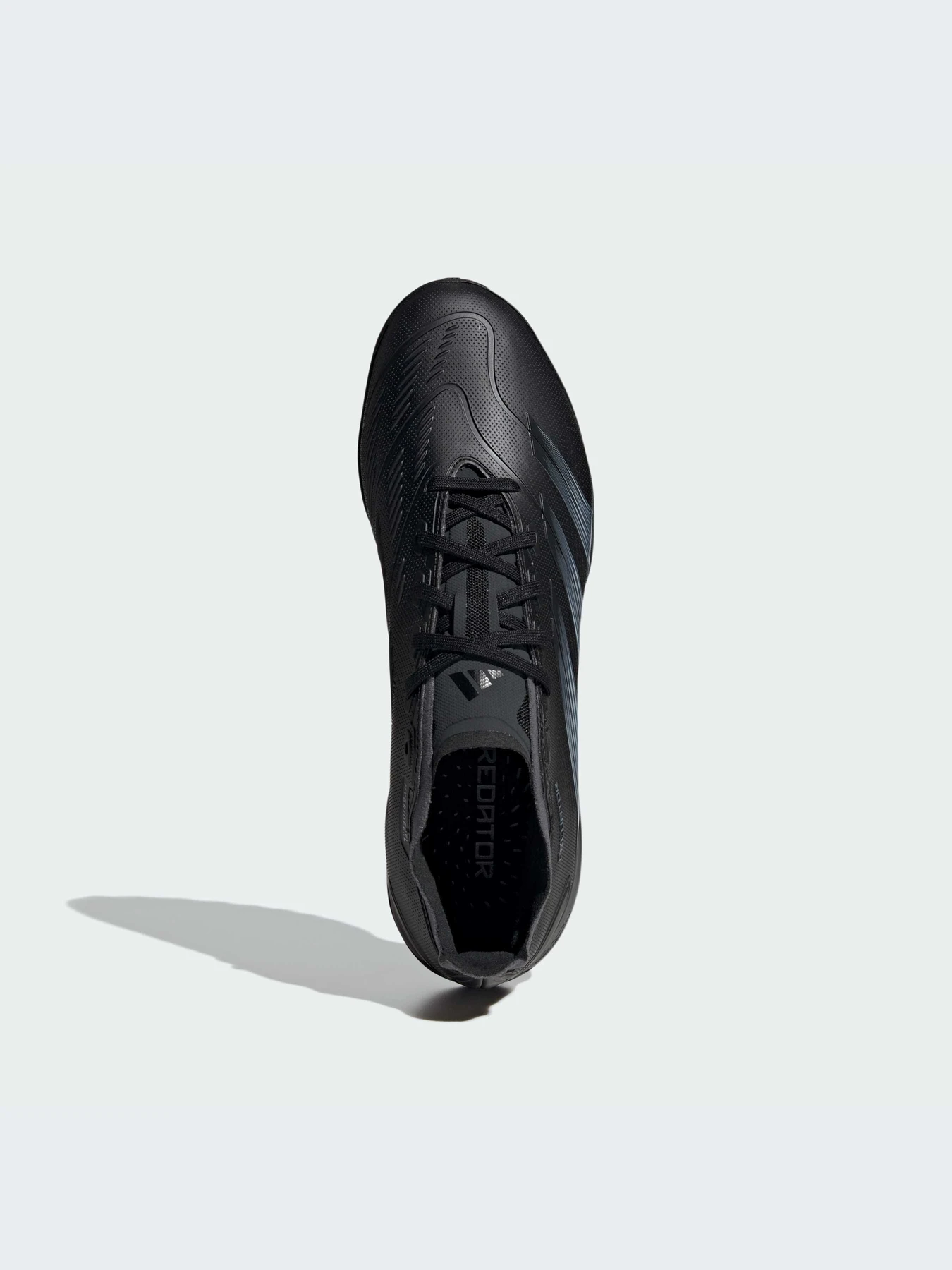 Кроссовки Adidas Predator модель IE2614-KZ Кроссовки Adidas Predator модель IE2614-KZ Фото