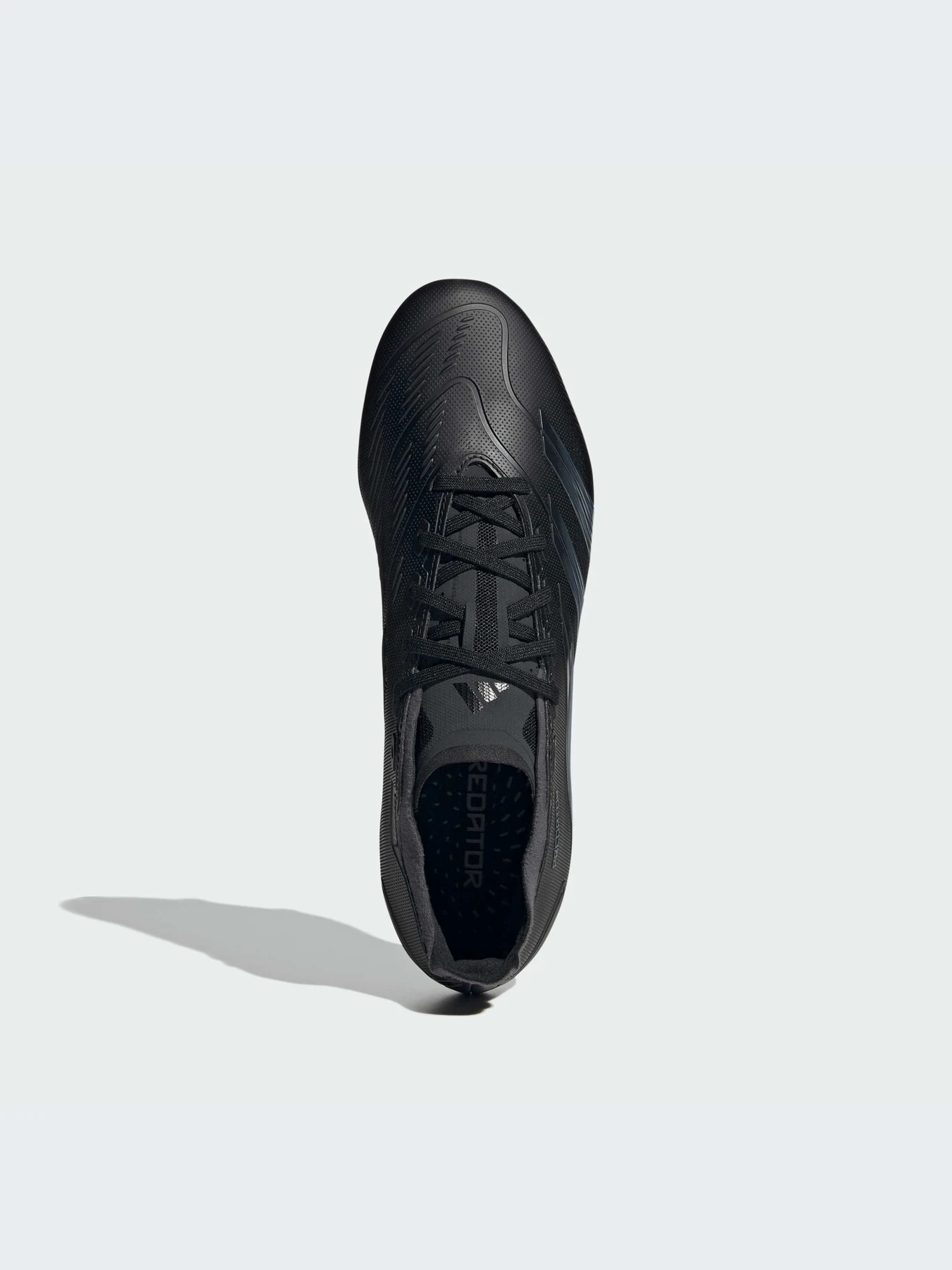 Кроссовки Adidas Predator модель IG7763-KZ Кроссовки Adidas Predator модель IG7763-KZ Фото