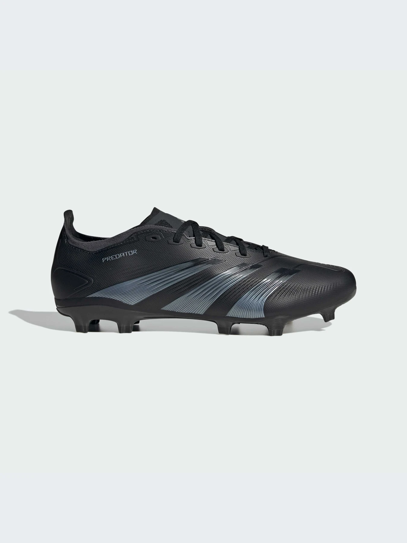 Кроссовки Adidas Predator модель IG7763-KZ Кроссовки Adidas Predator модель IG7763-KZ Фото