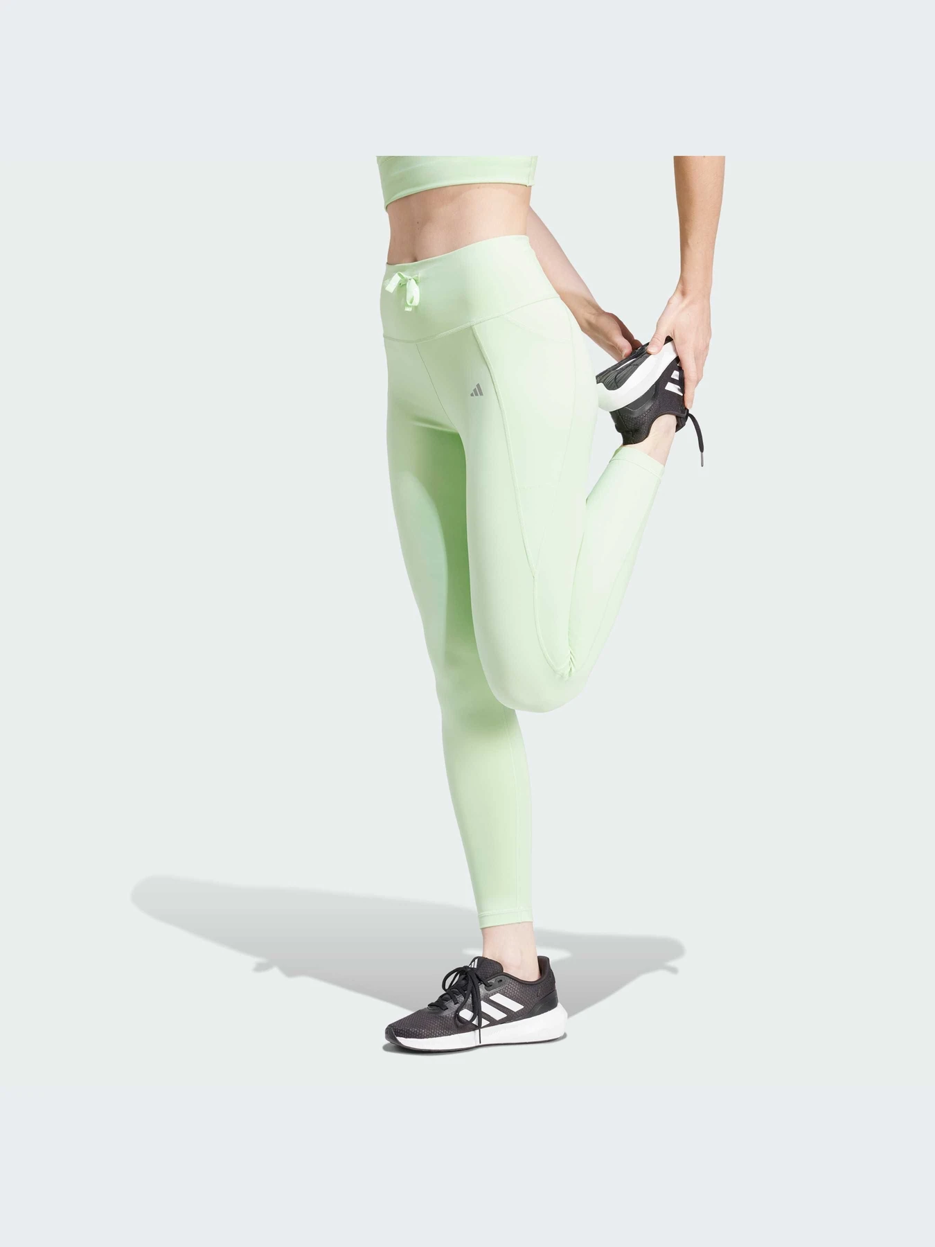 Брюки Adidas модель IU1662-KZ Брюки Adidas модель IU1662-KZ Фото