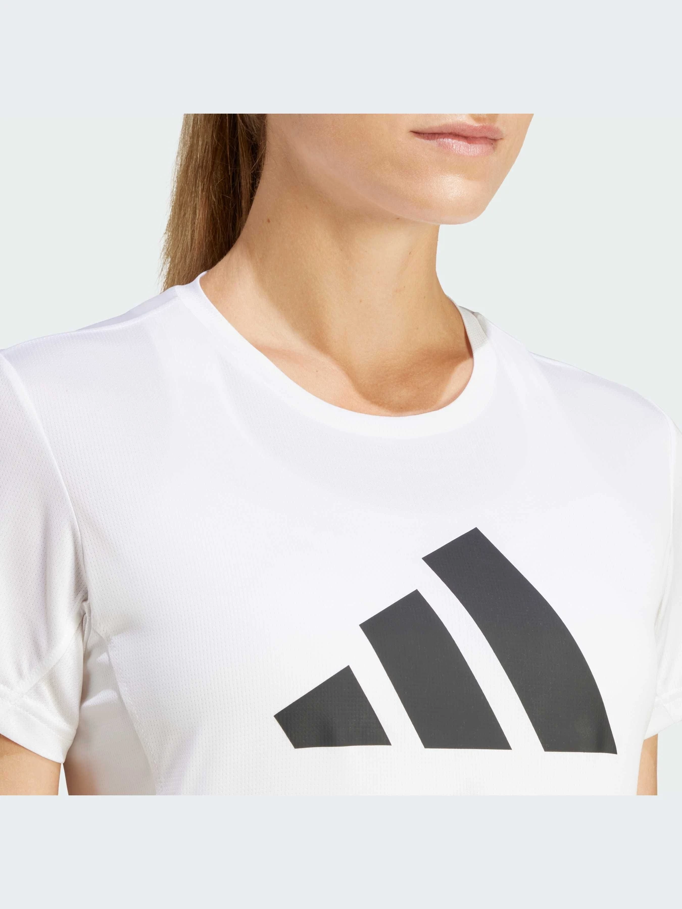 Футболки и поло Adidas модель IN0111-KZ Футболки и поло Adidas модель IN0111-KZ Фото