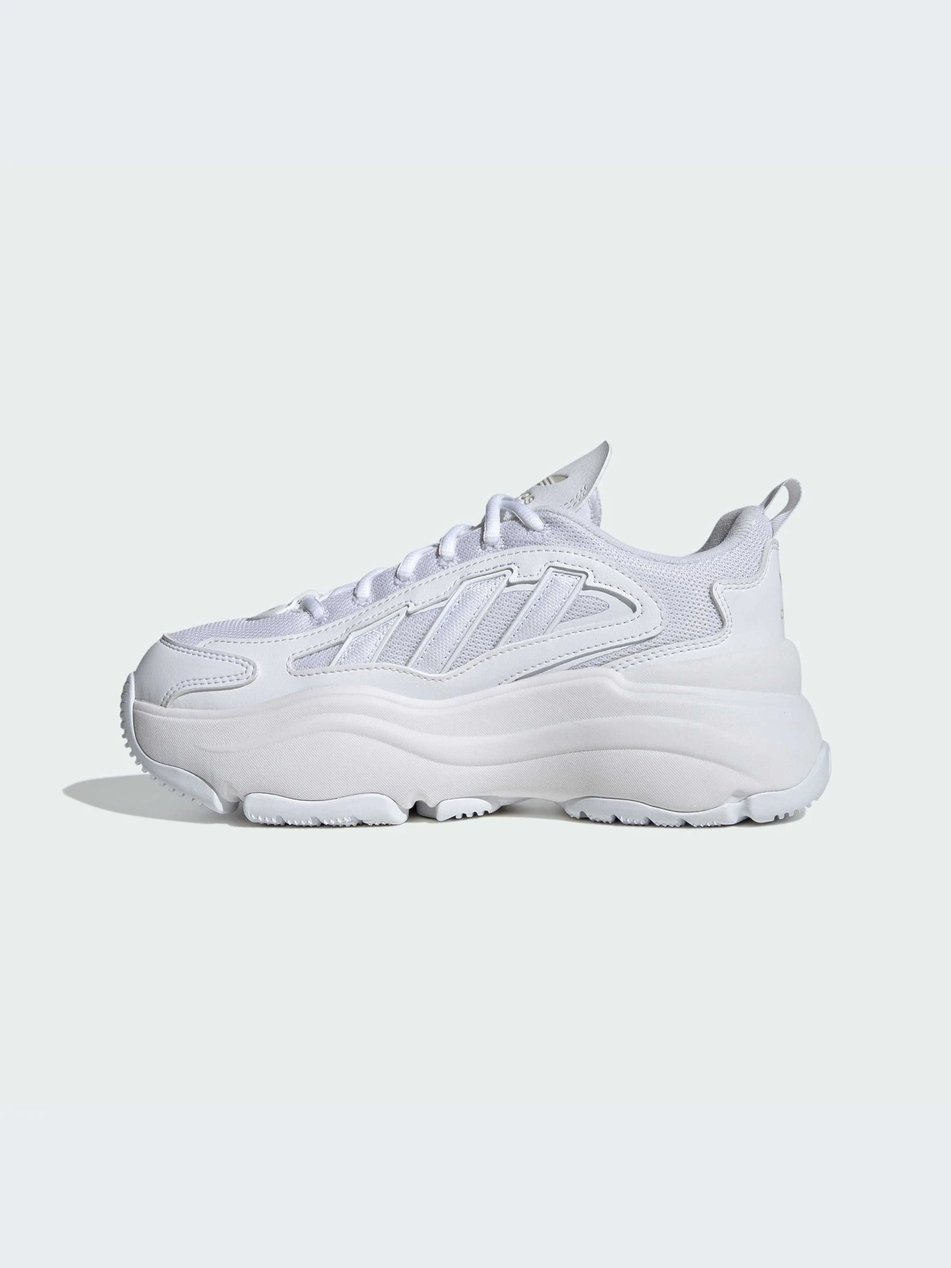 Кроссовки Adidas Ozweego модель IG6047-KZ Кроссовки Adidas Ozweego модель IG6047-KZ Фото