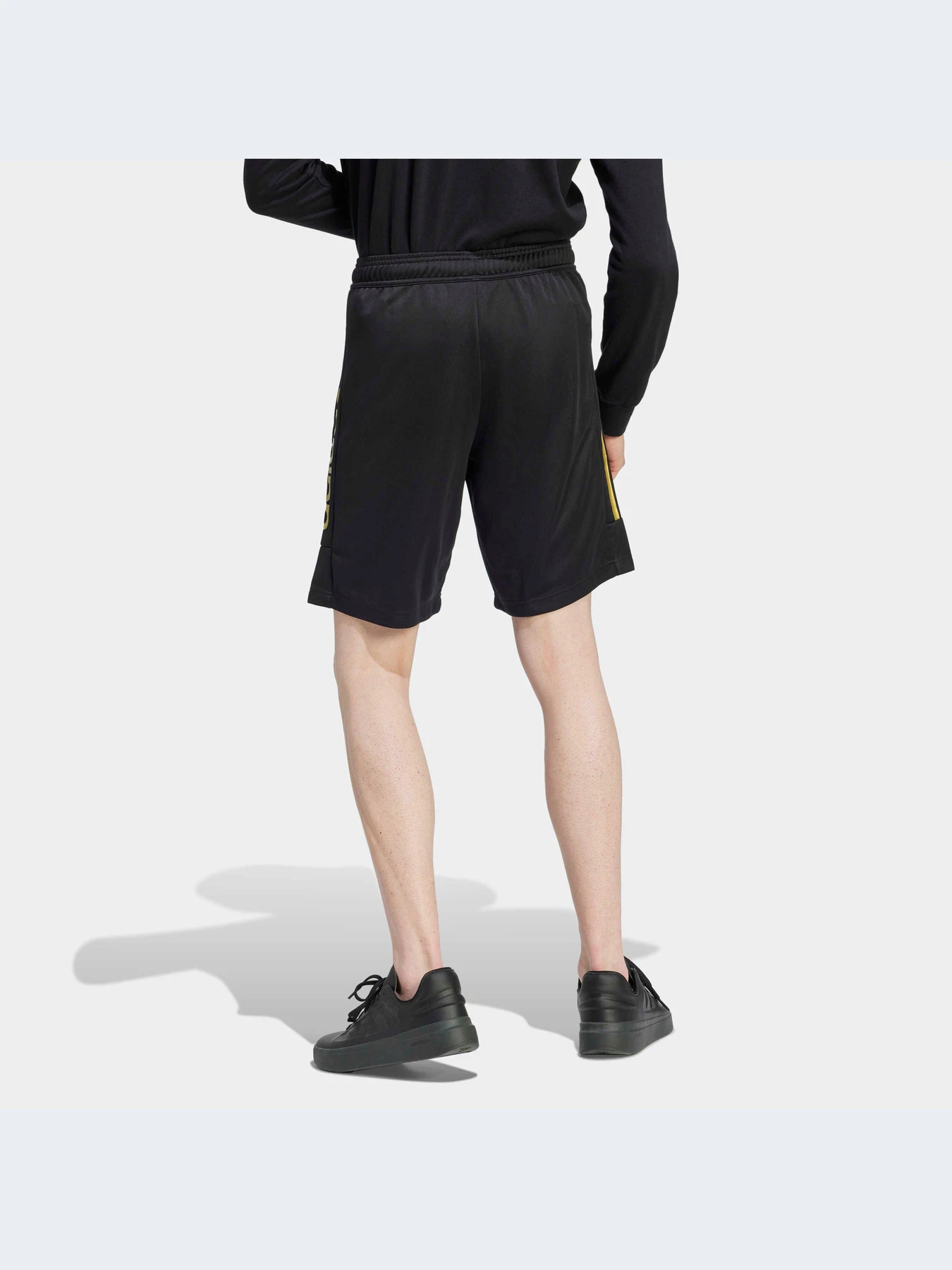Шорты Adidas Tiro модель IM2906-KZ Шорты Adidas Tiro модель IM2906-KZ Фото